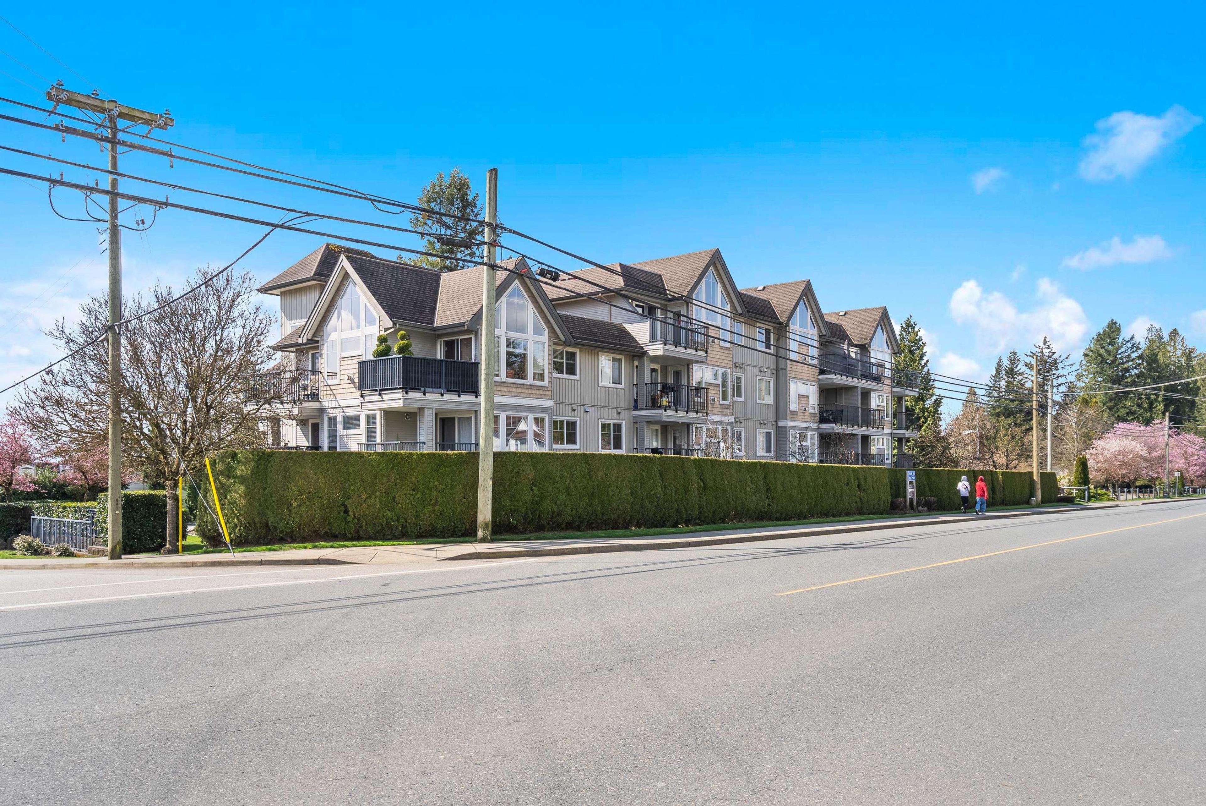 32638 7 Avenue, Mission - Exteriors - Full Complex View - Photo 2