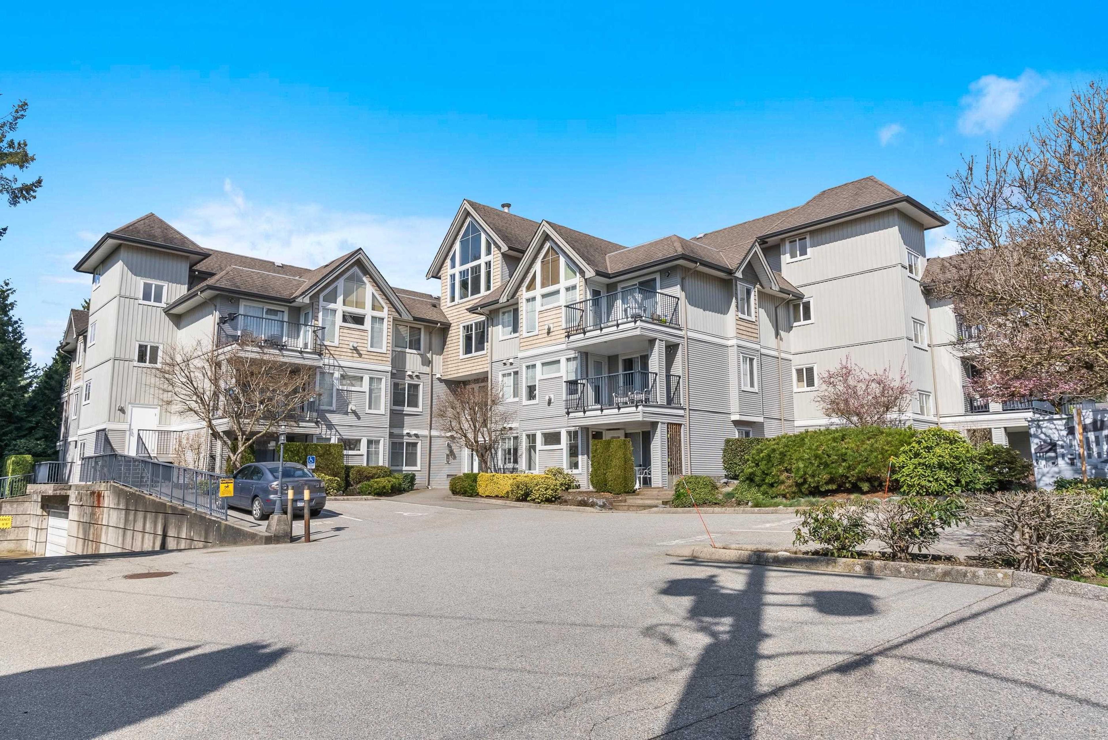 32638 7 Avenue, Mission - Exteriors - Full Complex View - Photo 4