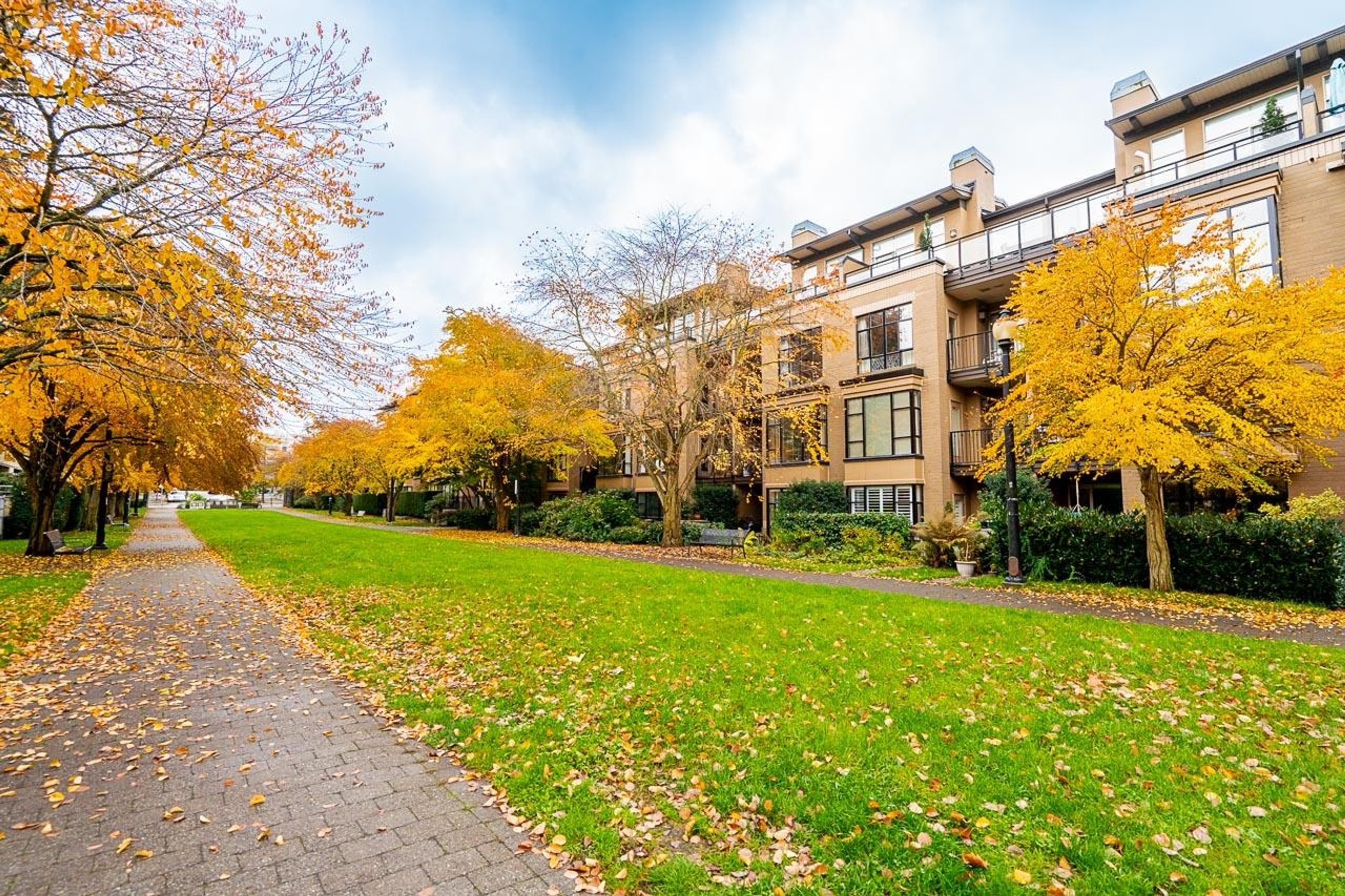 2175 Salal Drive, Vancouver - Exteriors - Full Complex View - Photo 4