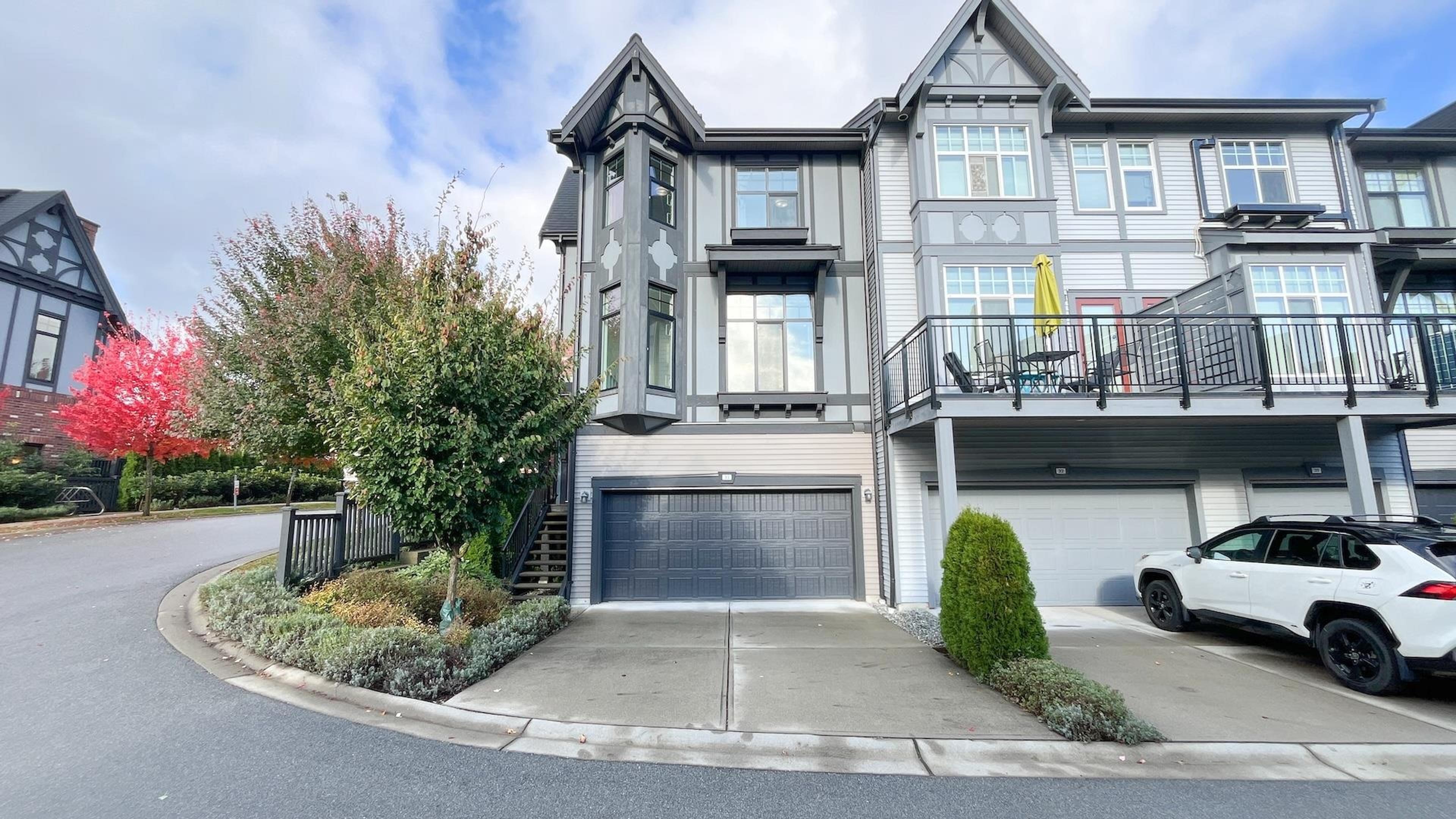 #33 3552 VICTORIA DRIVE - Main Image