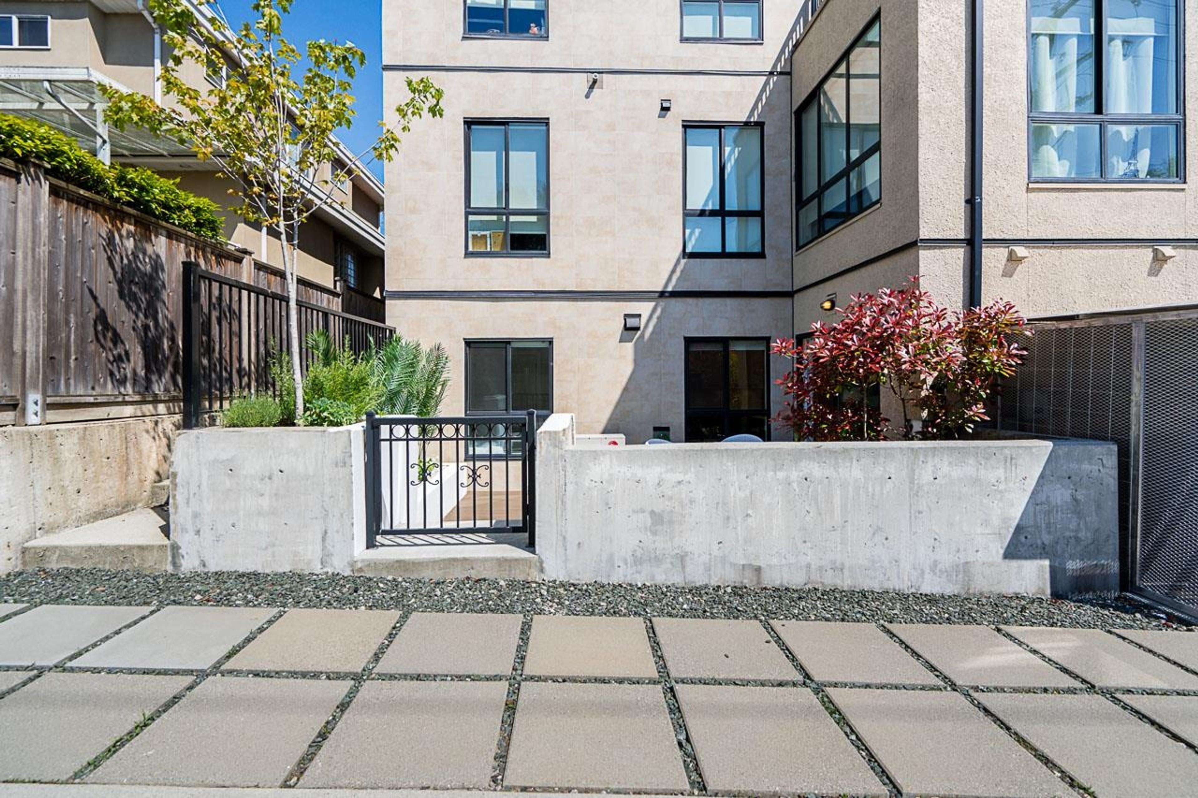 1505 W 60th Avenue, Vancouver - Outdoor Amenities - Garden / Yard/ Backyard/ Porch/ Deck - Photo 4