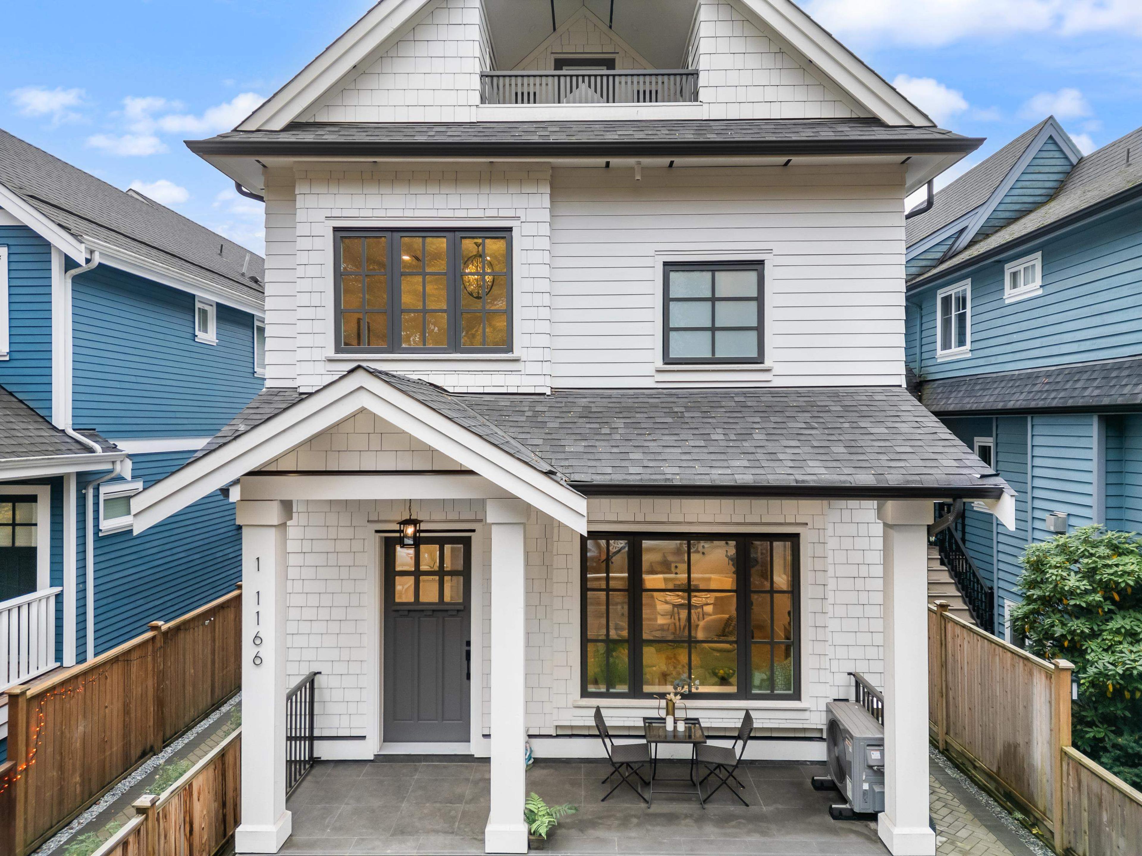 1166 E 11th Avenue, Vancouver - Exteriors - Photo 8