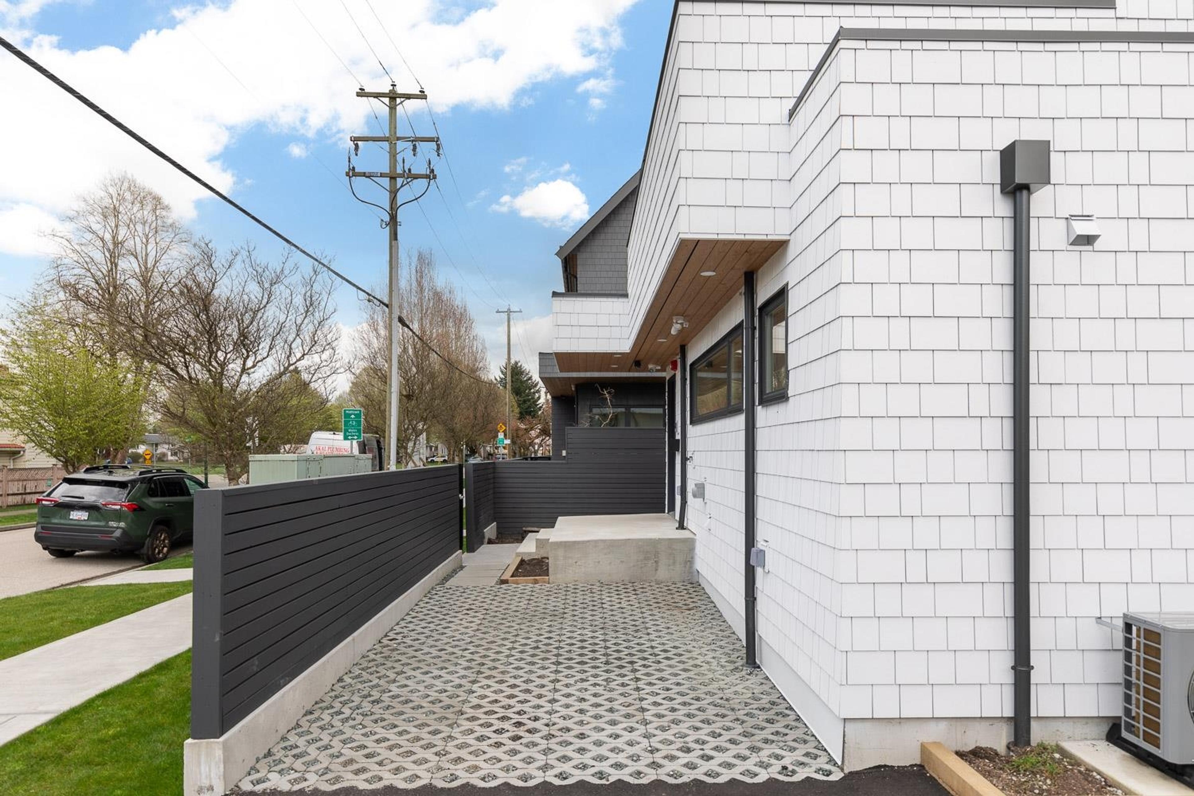 5407 Wales Street, Vancouver - Exteriors - Photo 2