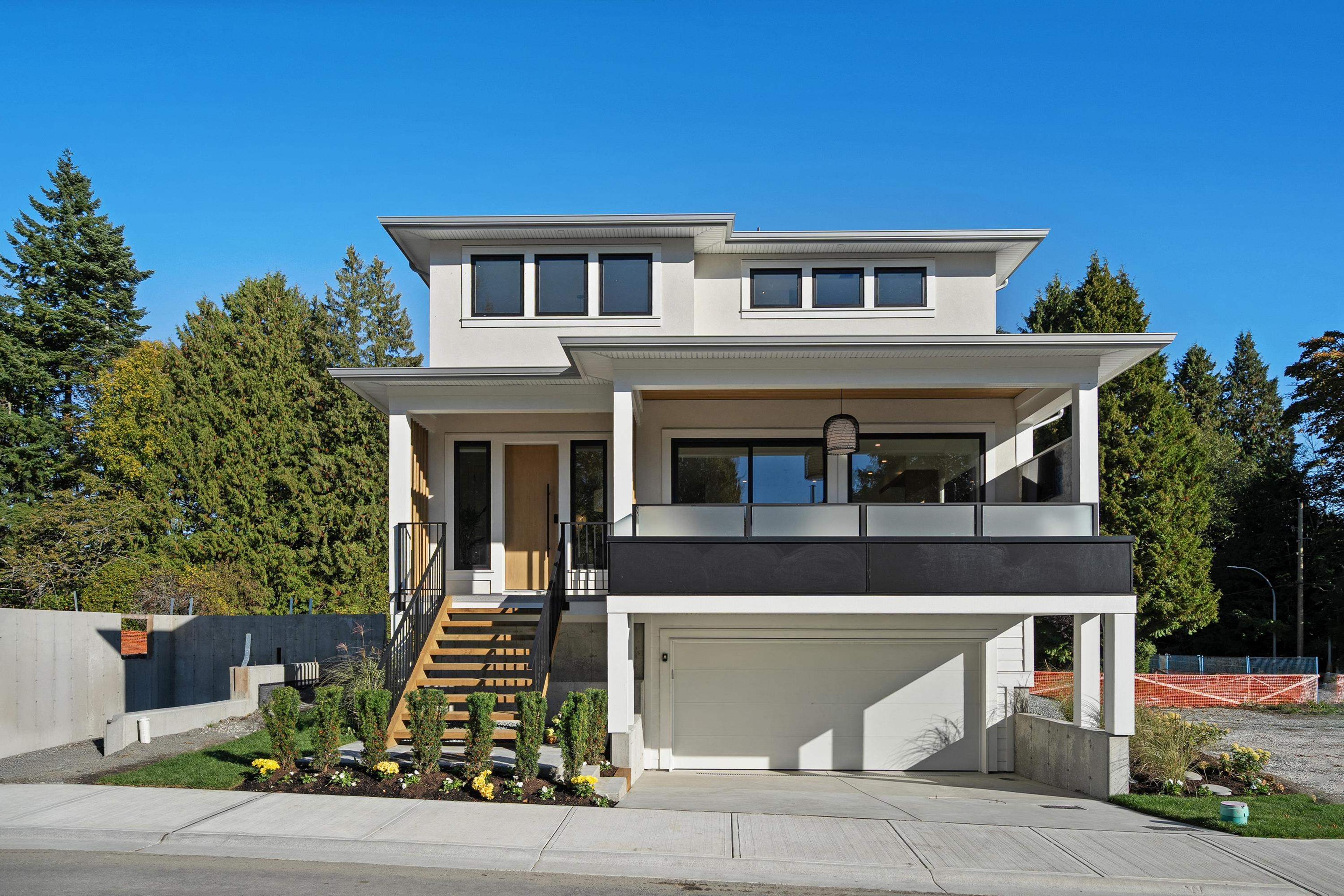 16243 10 Avenue, Surrey - Exteriors - Photo 2