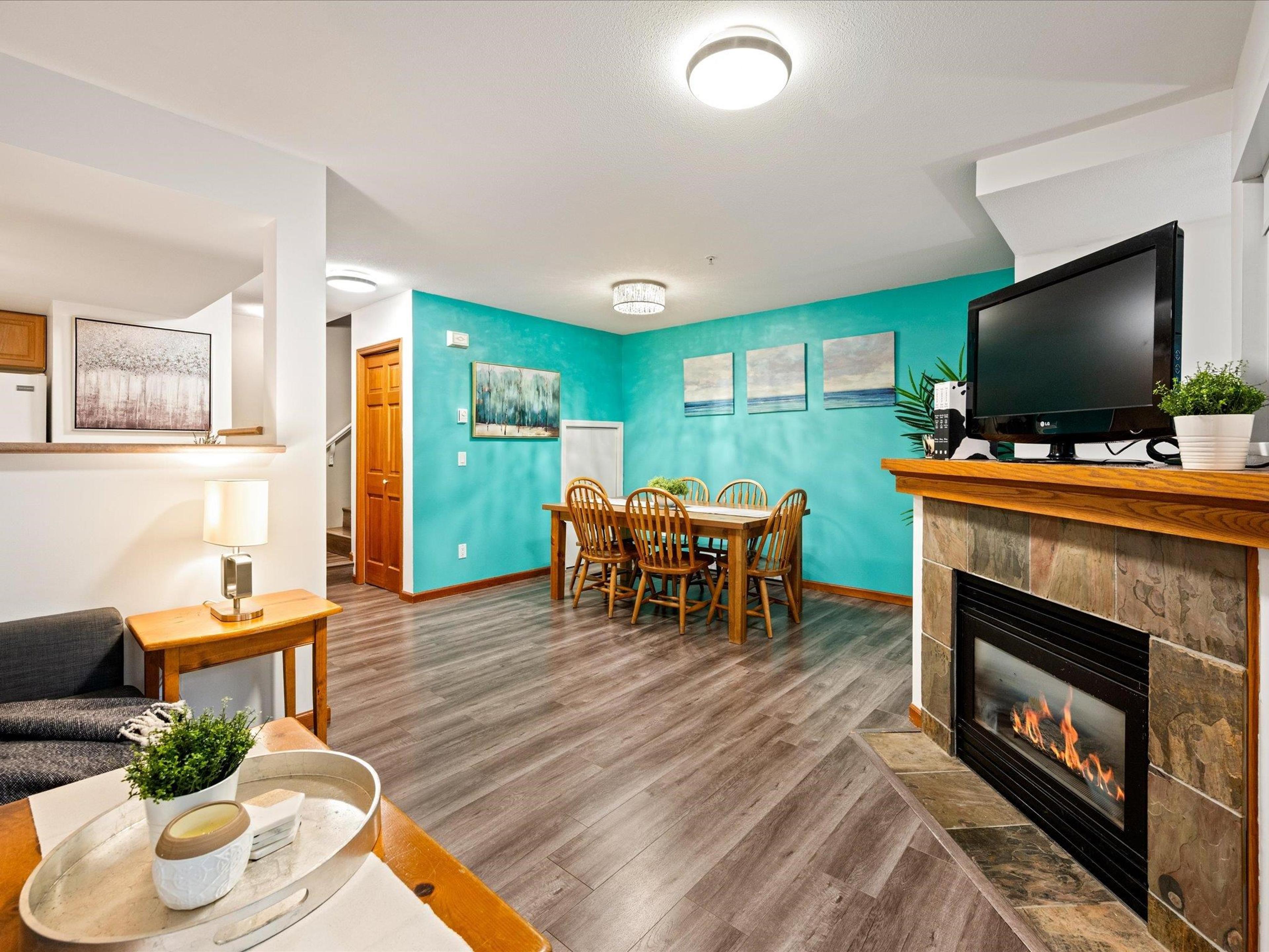 #2 4335 NORTHLANDS BOULEVARD - Image 3