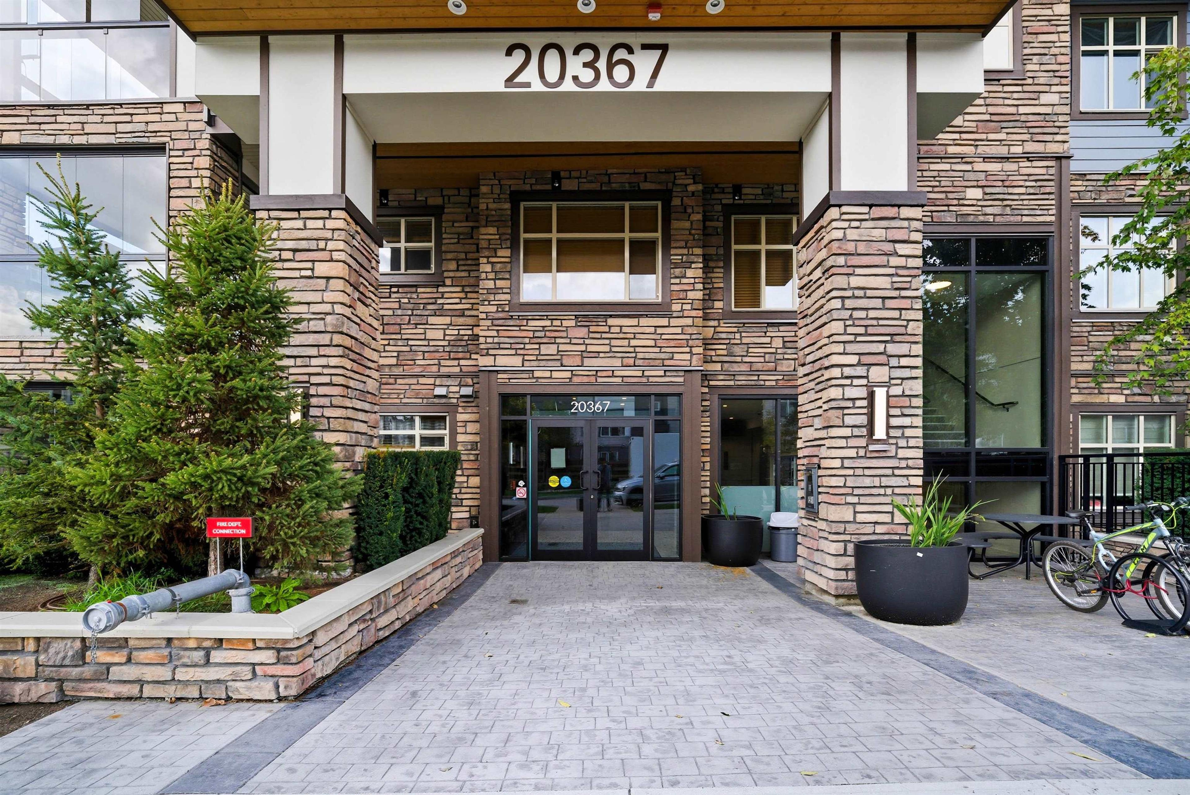 #302 20367 85 AVENUE - Image 2