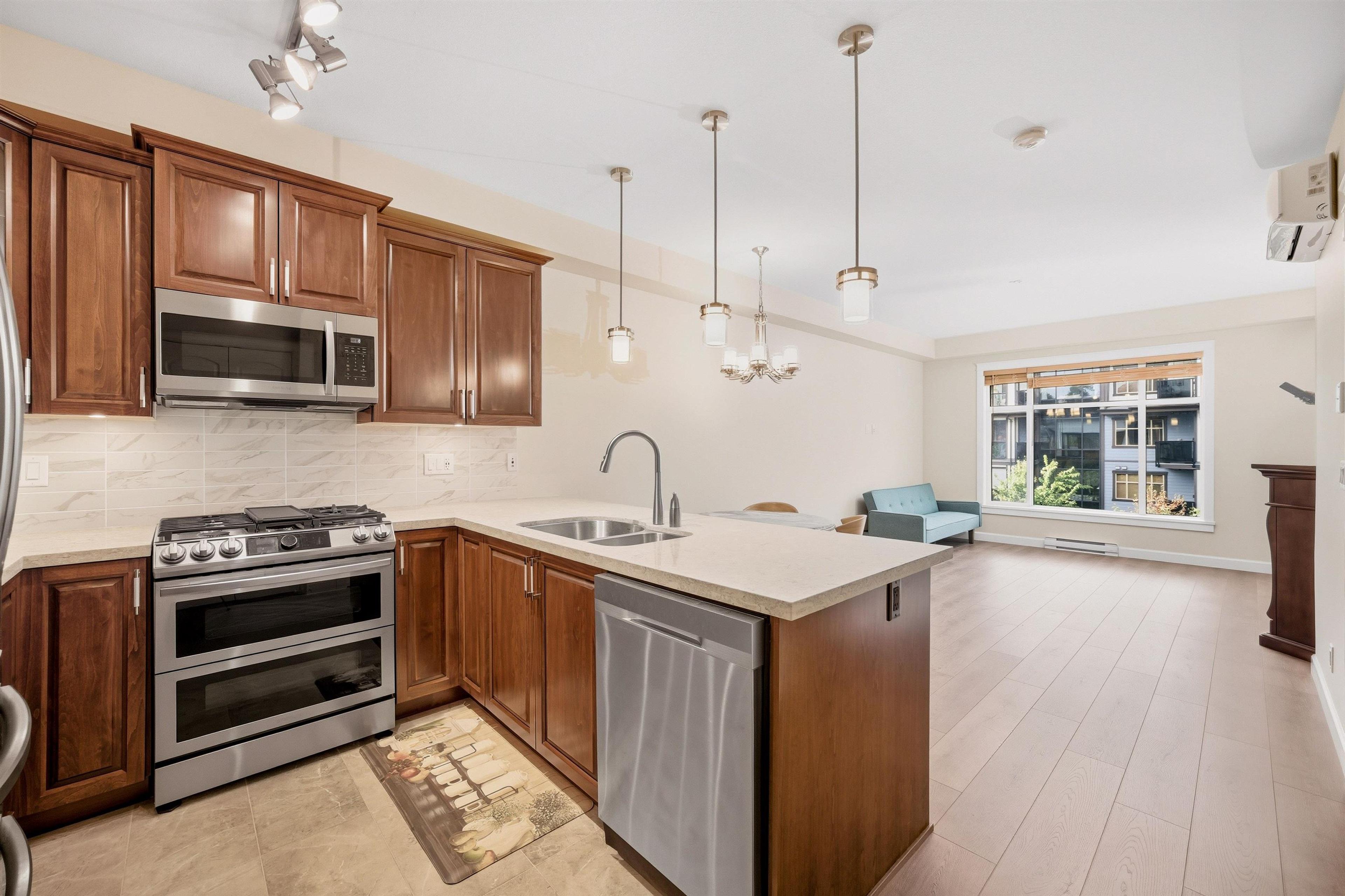 #302 20367 85 AVENUE - Image 3