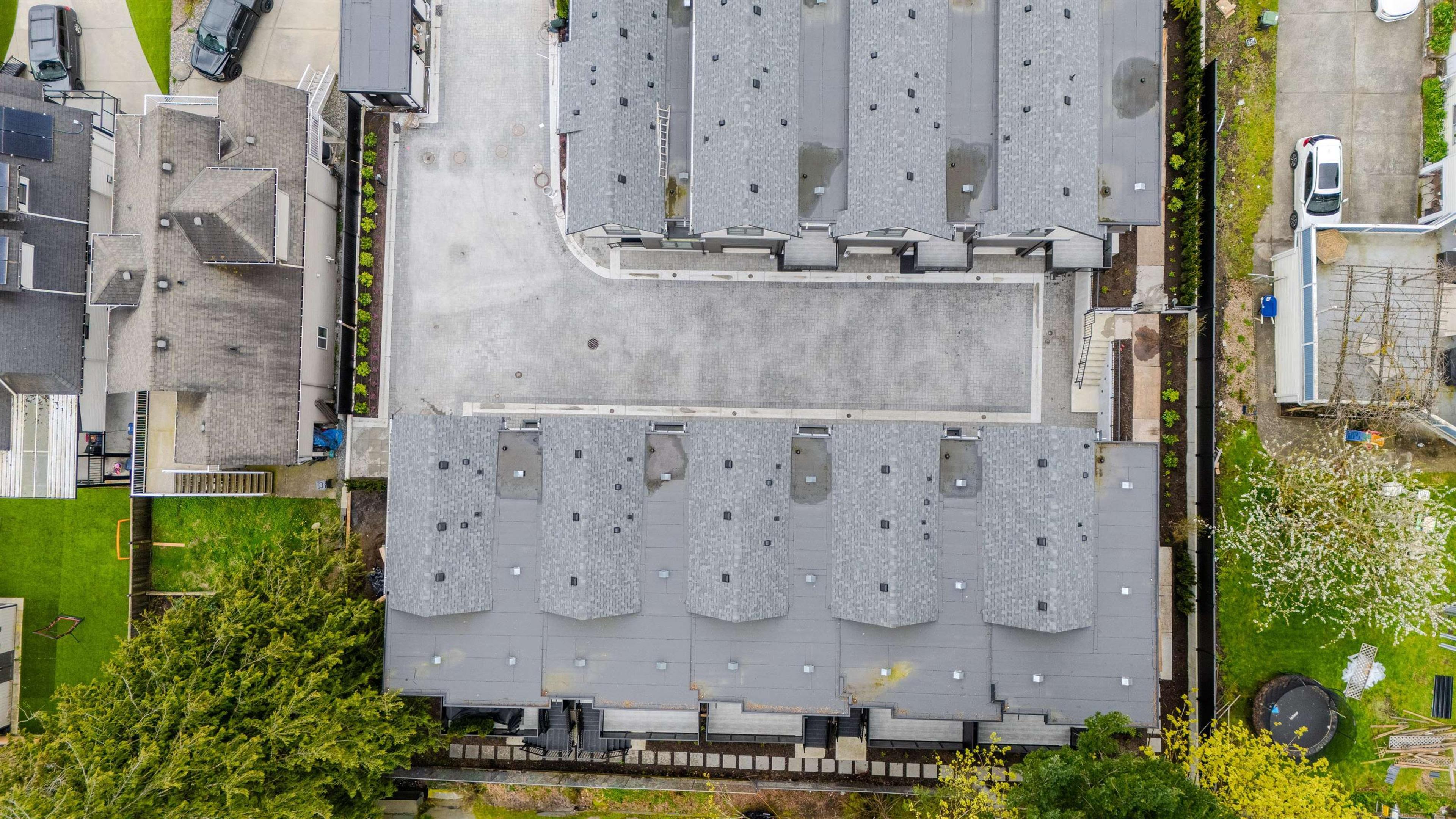 339 Keary Street, New Westminster - Exteriors - Full Complex View, Drone/Aerial View - Photo 6