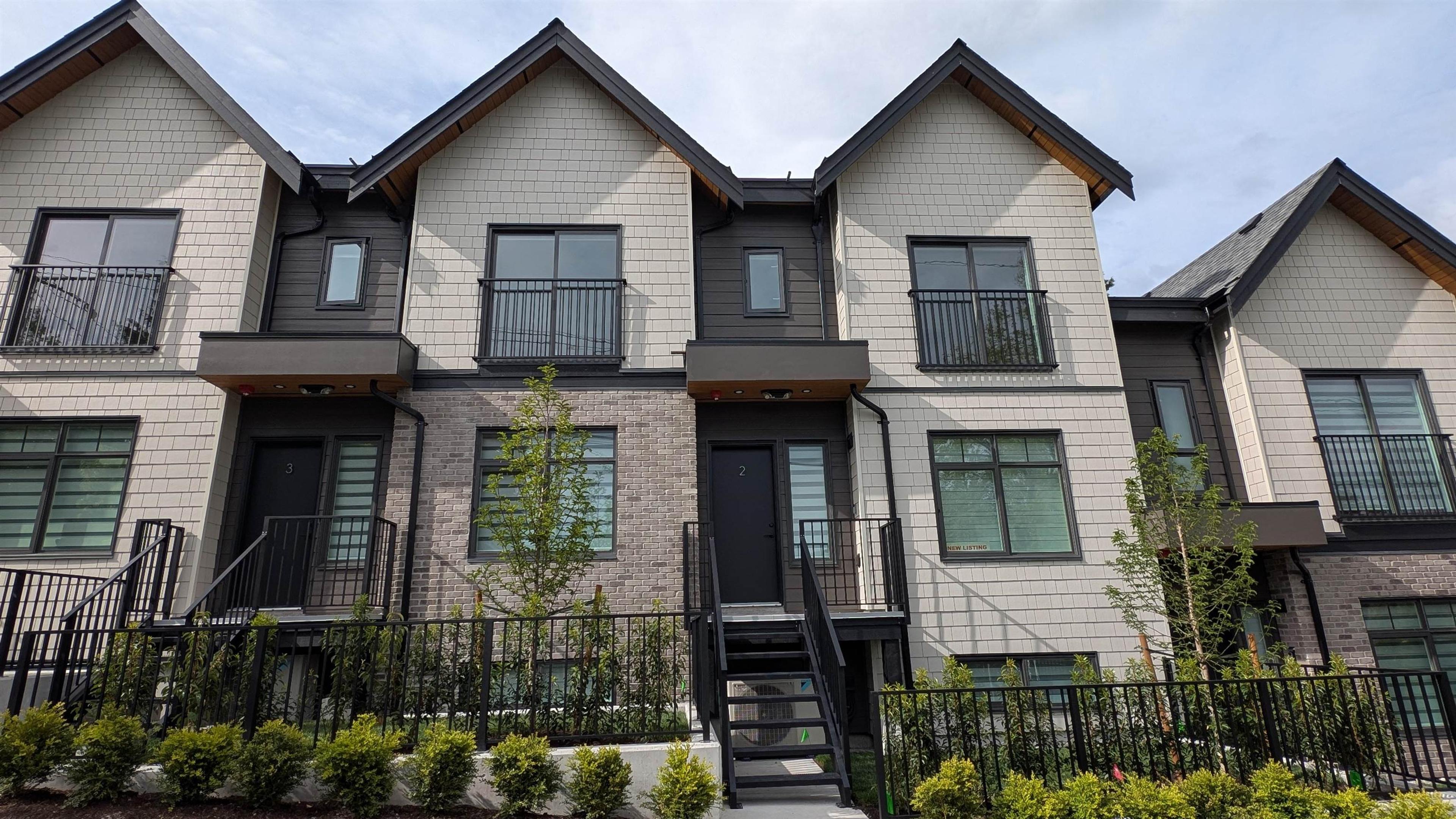 339 Keary Street, New Westminster - Exteriors - Full Complex View - Photo 7