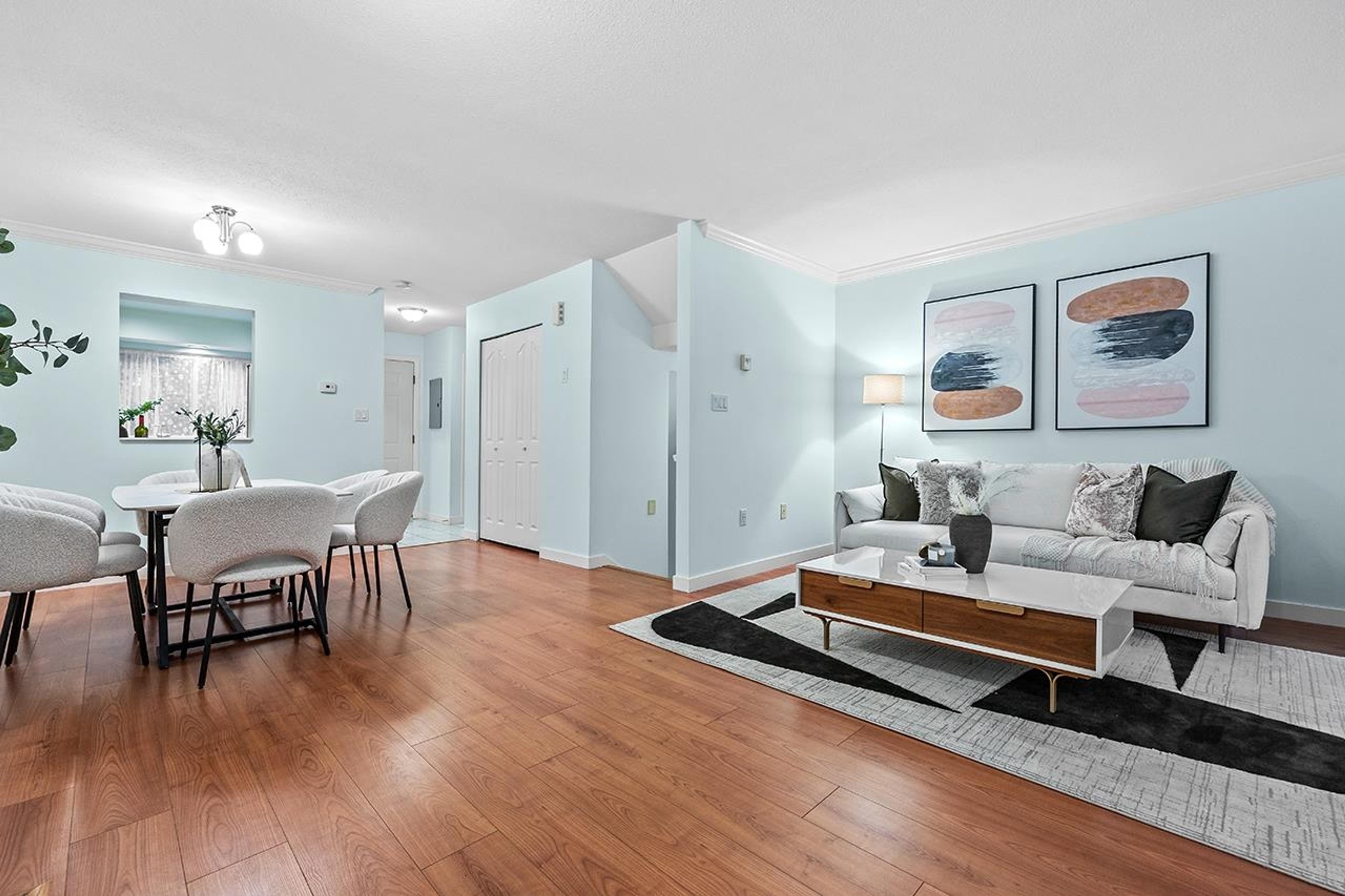 #3 4238 BOND STREET - Image 3