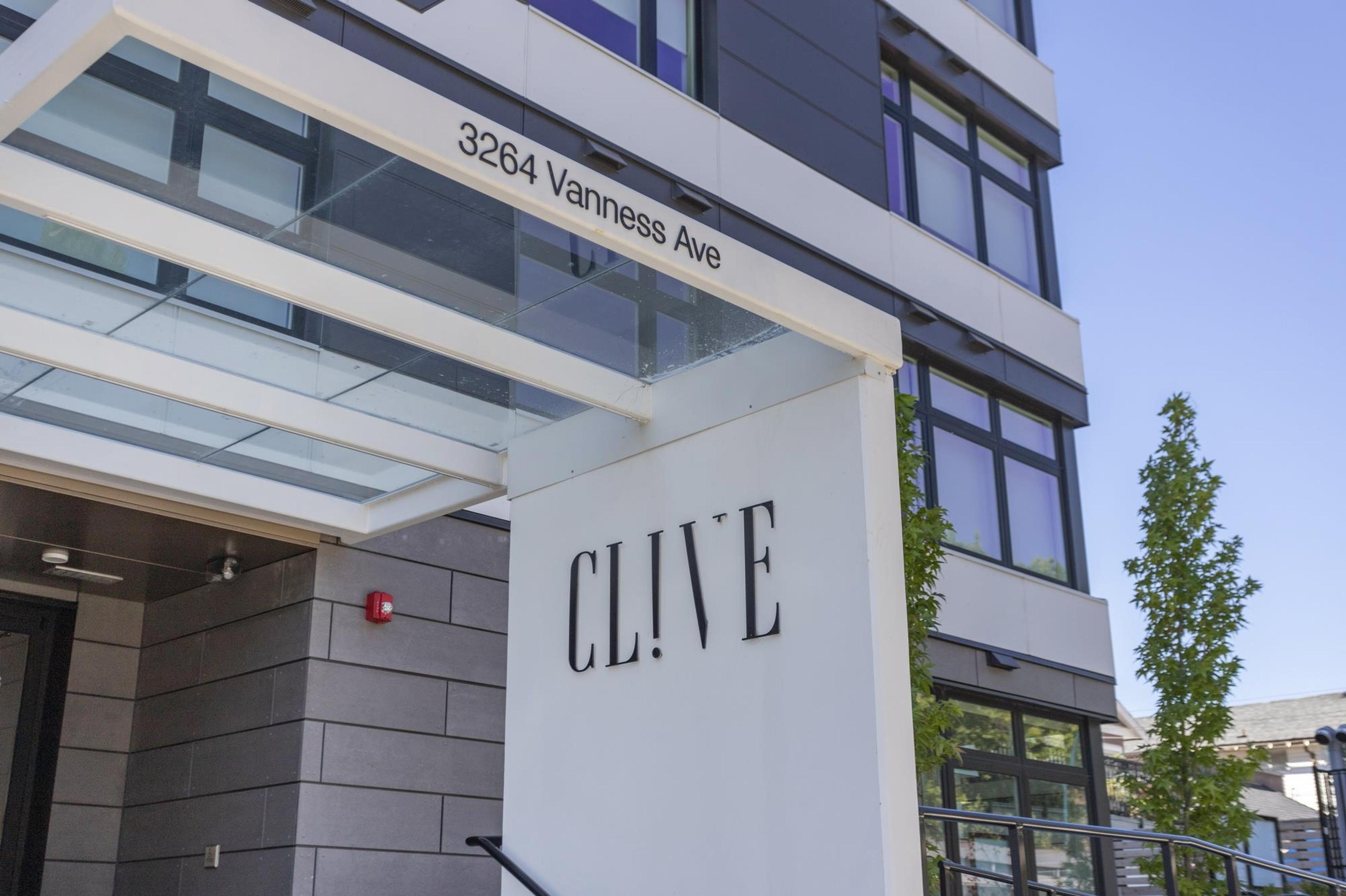 3264 Vanness Avenue, Vancouver - Exteriors - Photo 2