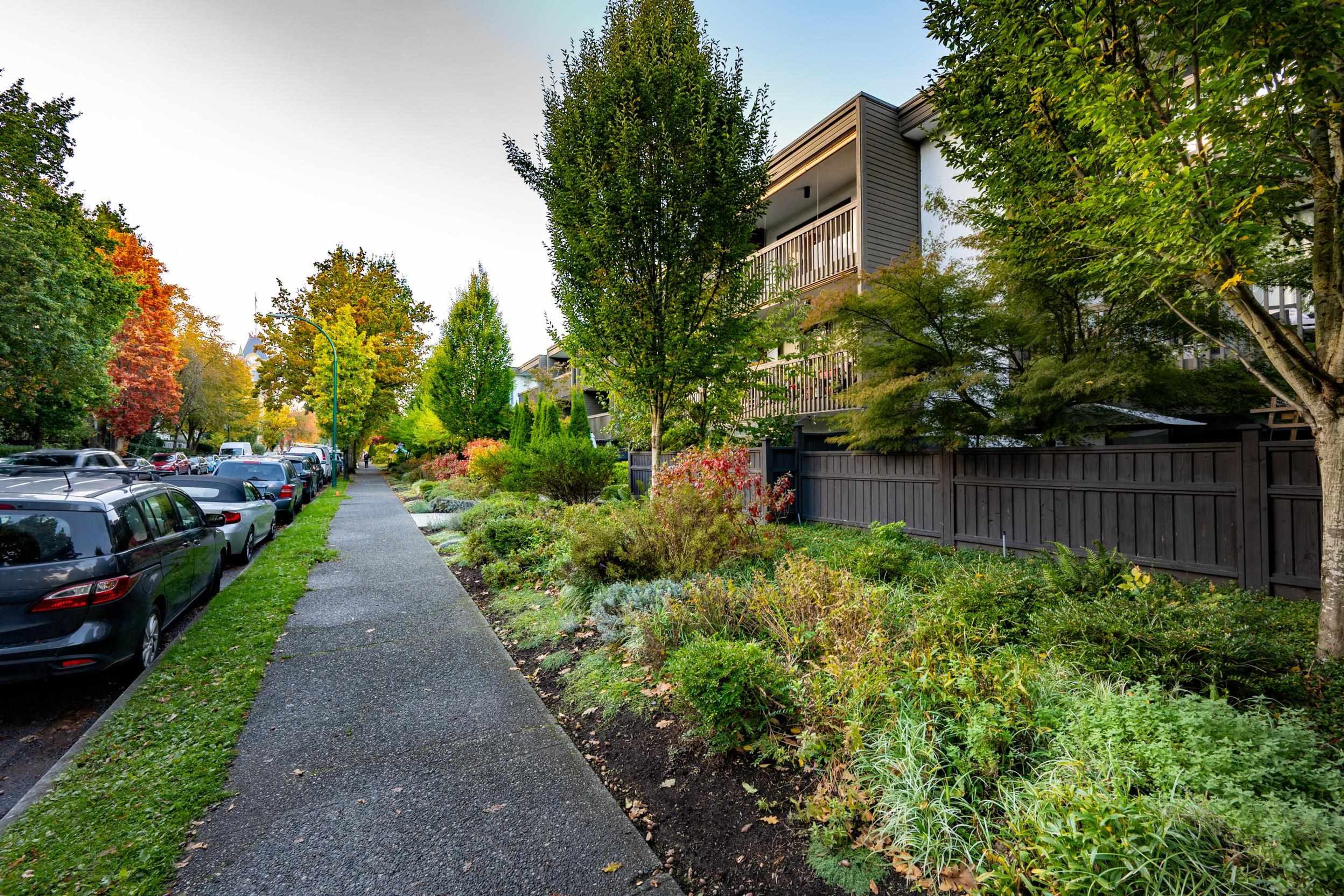 265 E 15th Avenue, Vancouver - Exteriors - Photo 1