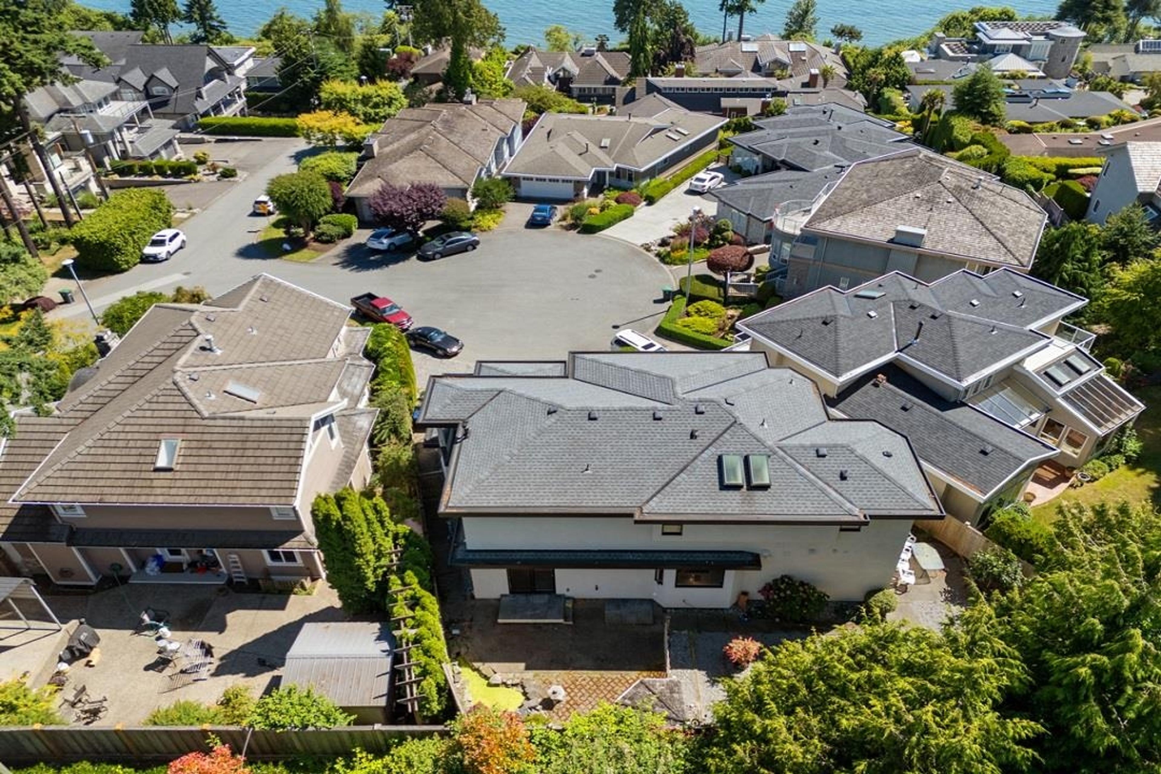 1343 132b Street, Surrey - Exteriors - Full Complex View, Drone/Aerial View - Photo 2