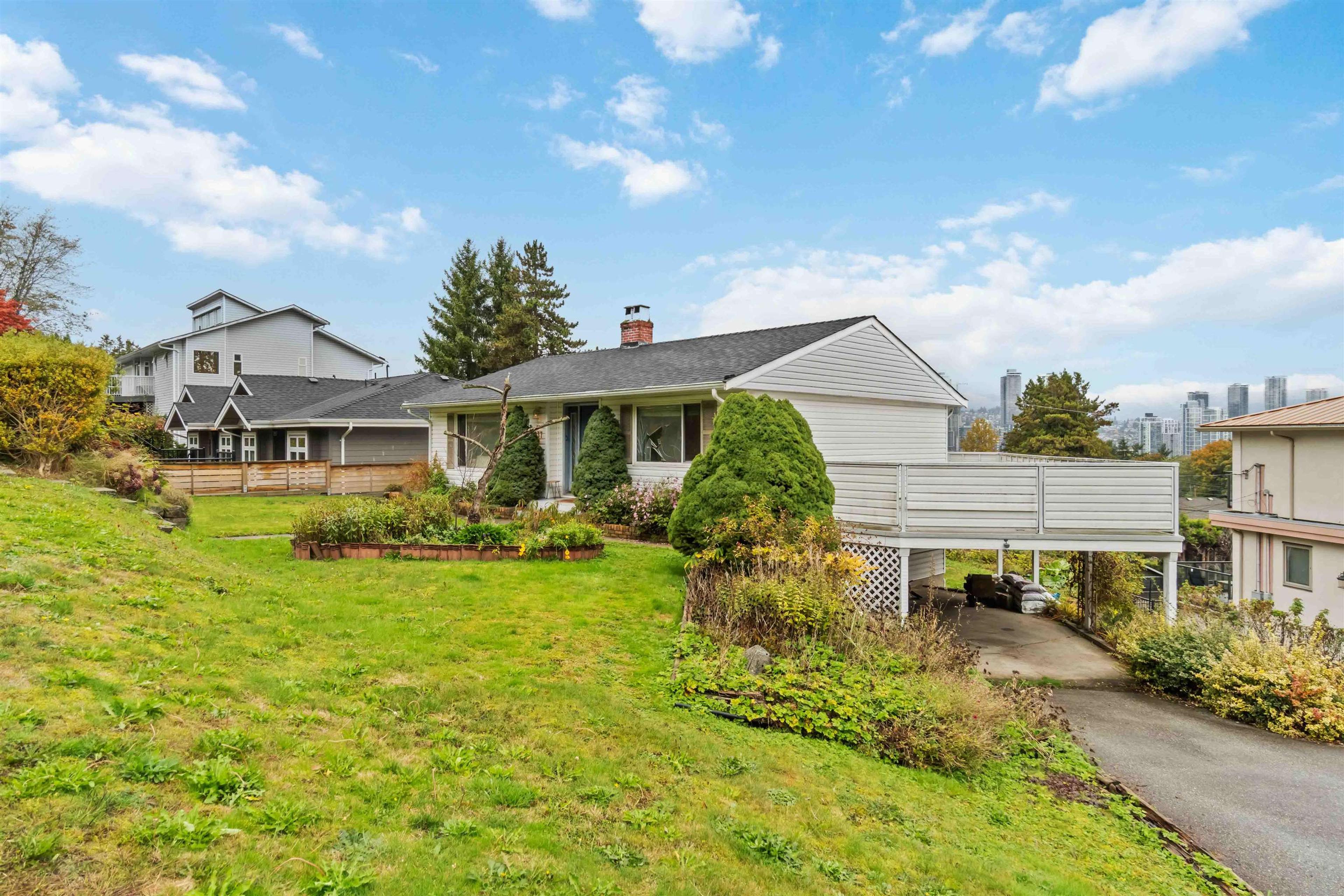 4096 Nithsdale Street, Burnaby - Exteriors - Photo 6