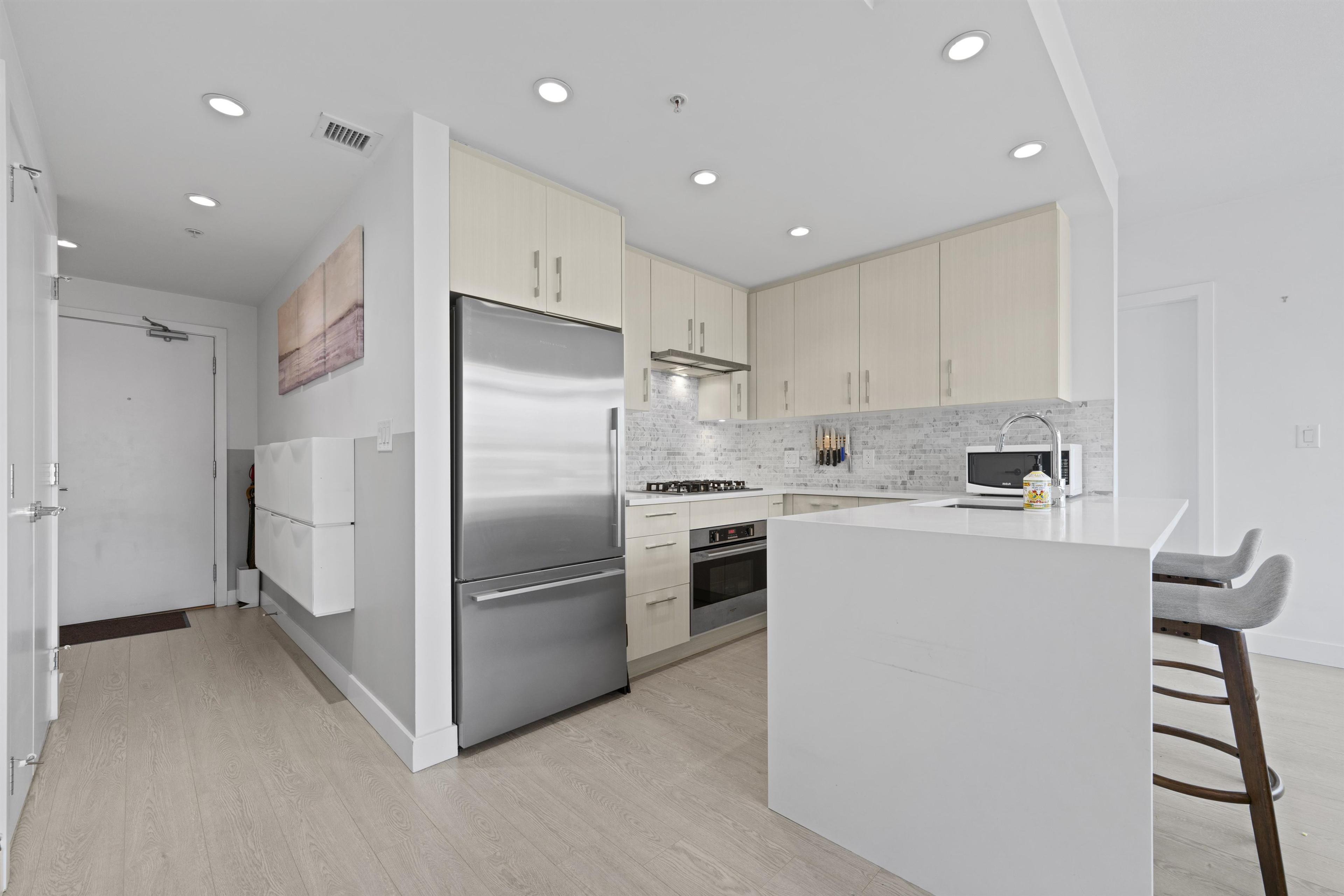 #404 518 WHITING WAY - Image 3