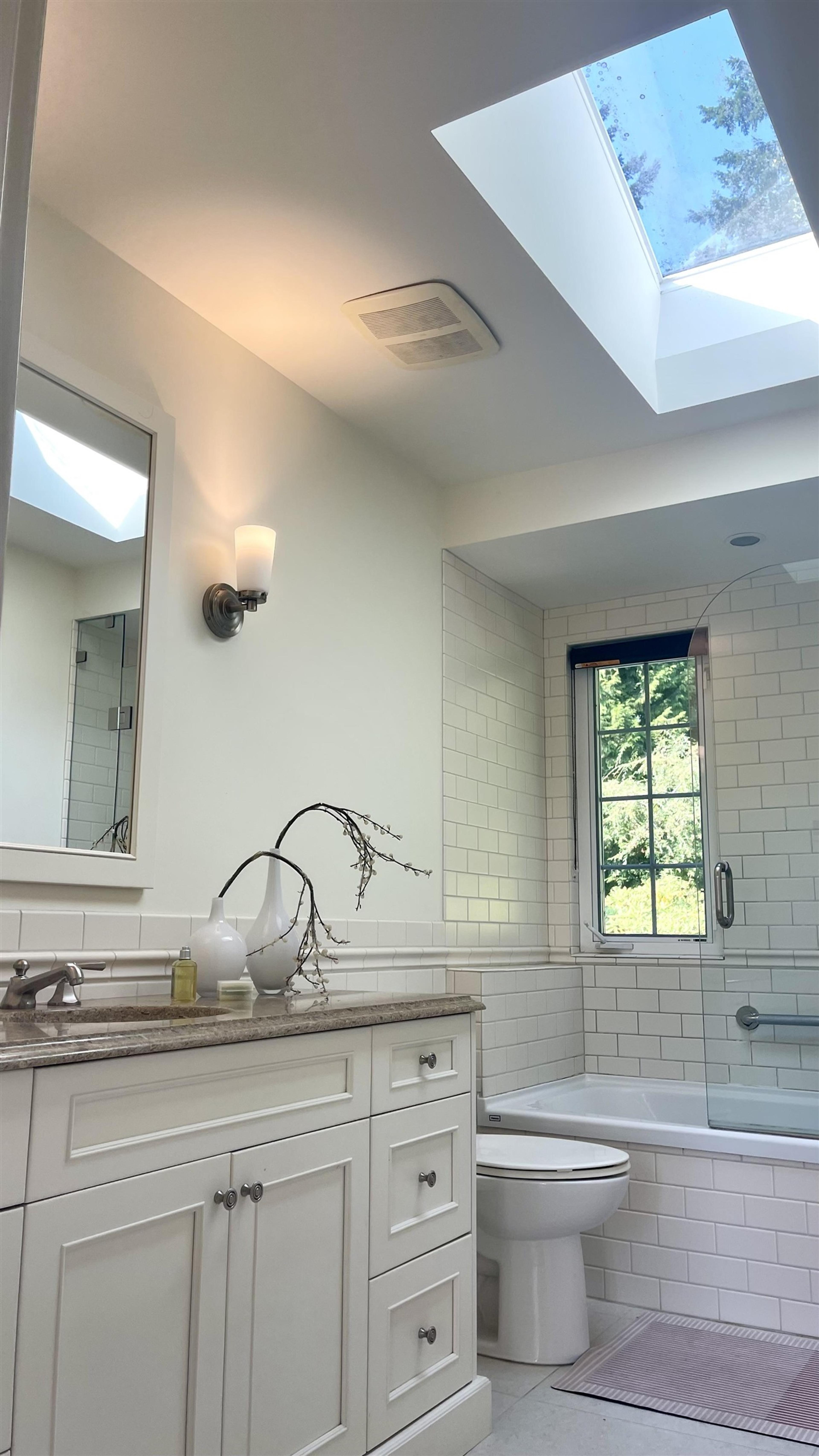 539 NEWCROFT PLACE - Image 2