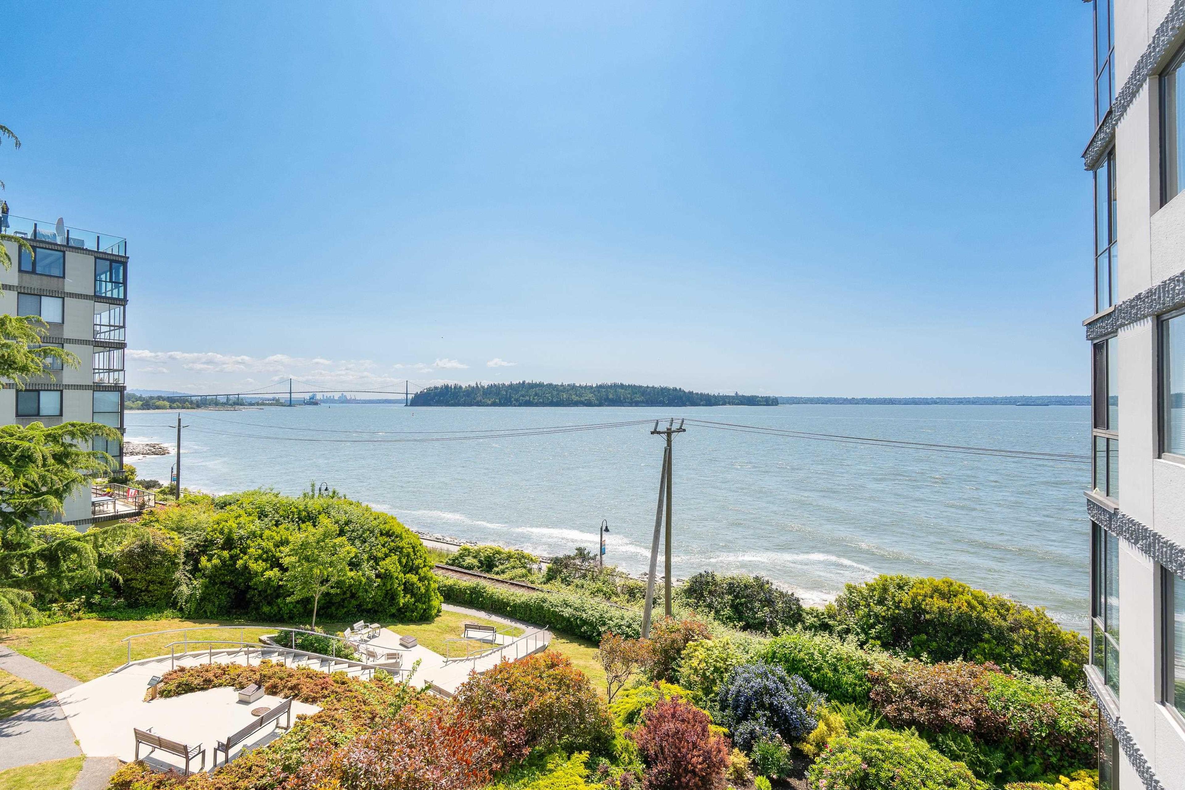 #103 2108 ARGYLE AVENUE - Image 3