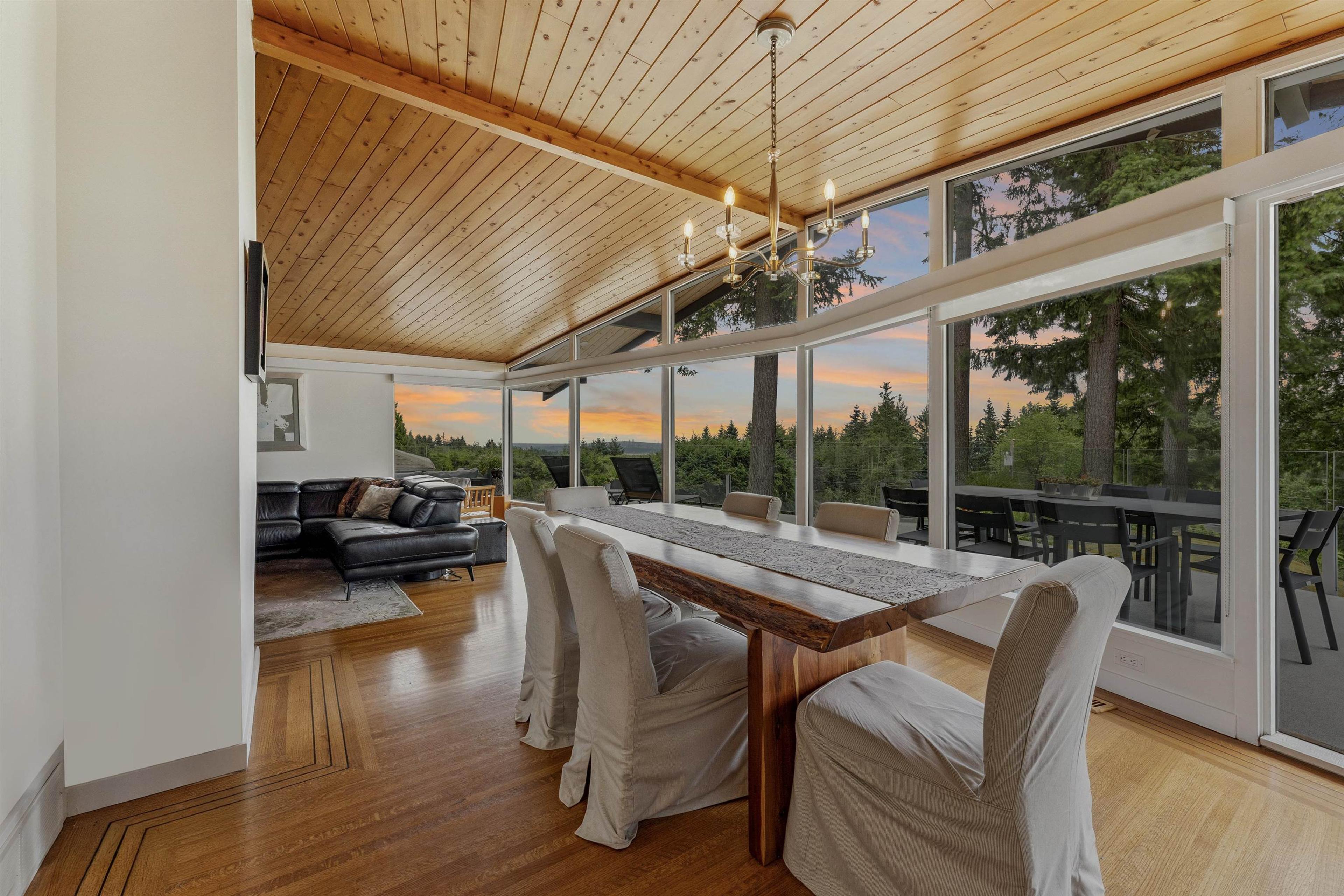 4375 WOODCREST ROAD - Image 3