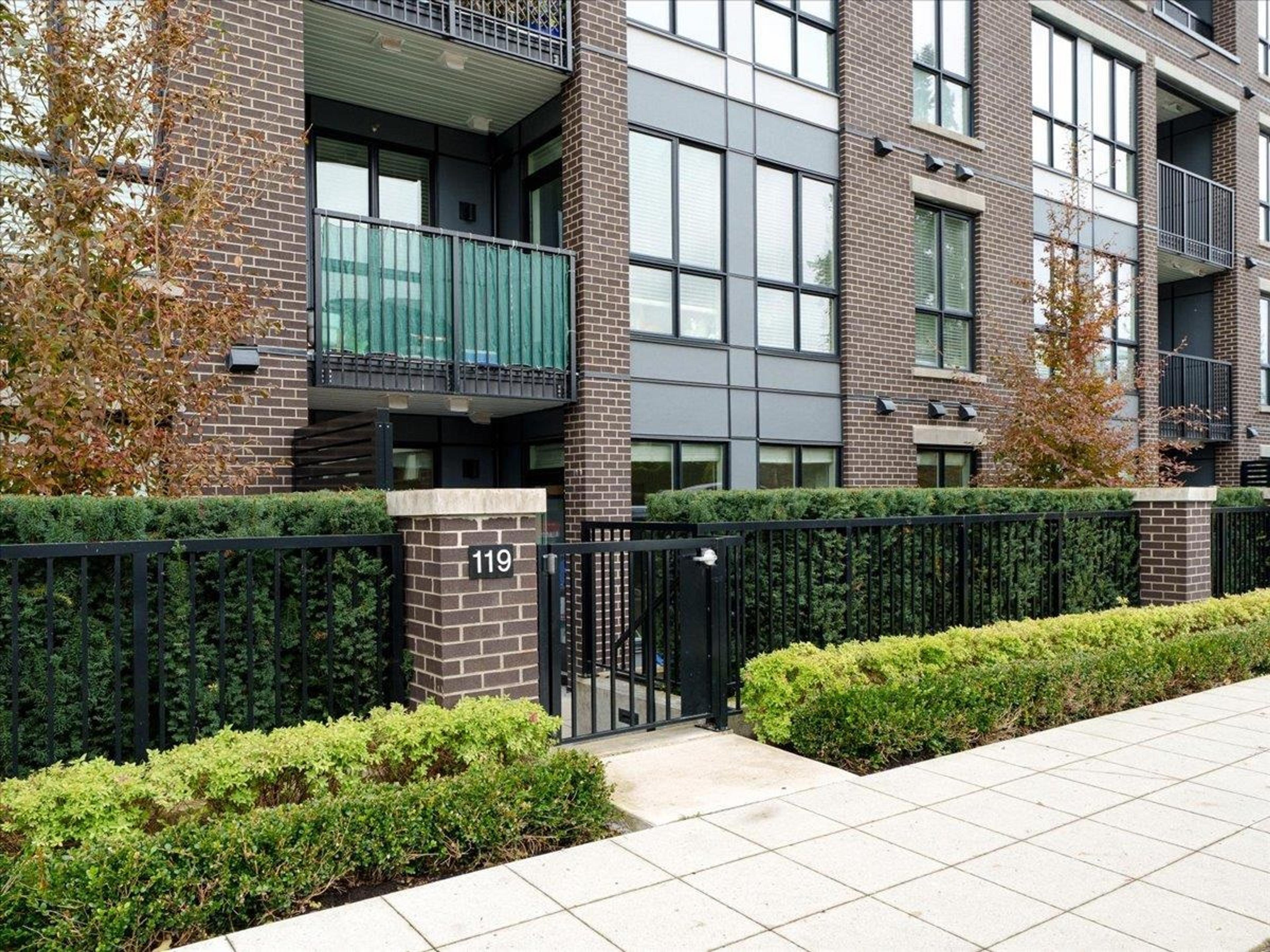 #119 750 DOGWOOD STREET - Image 2