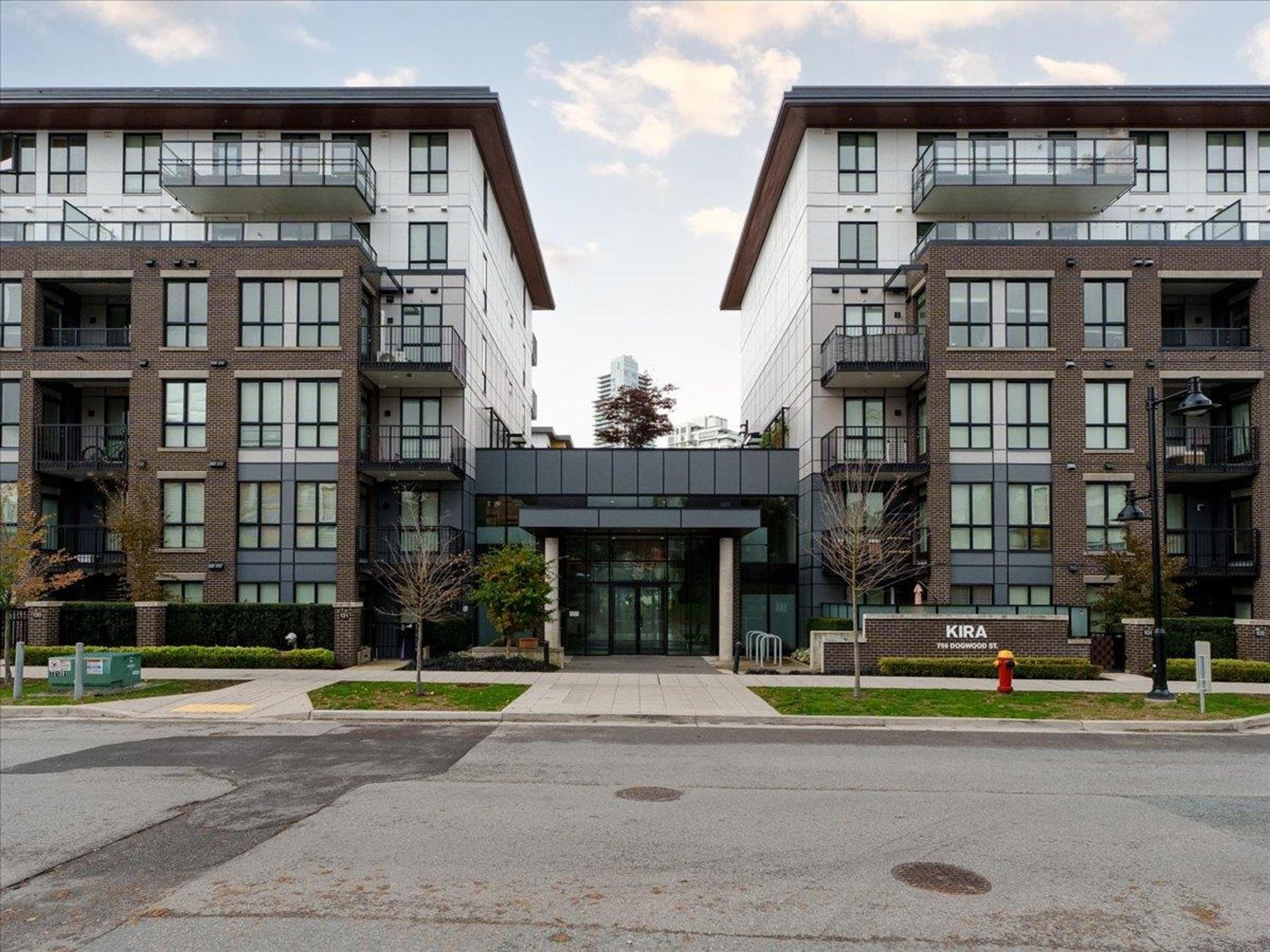 #119 750 DOGWOOD STREET - Main Image