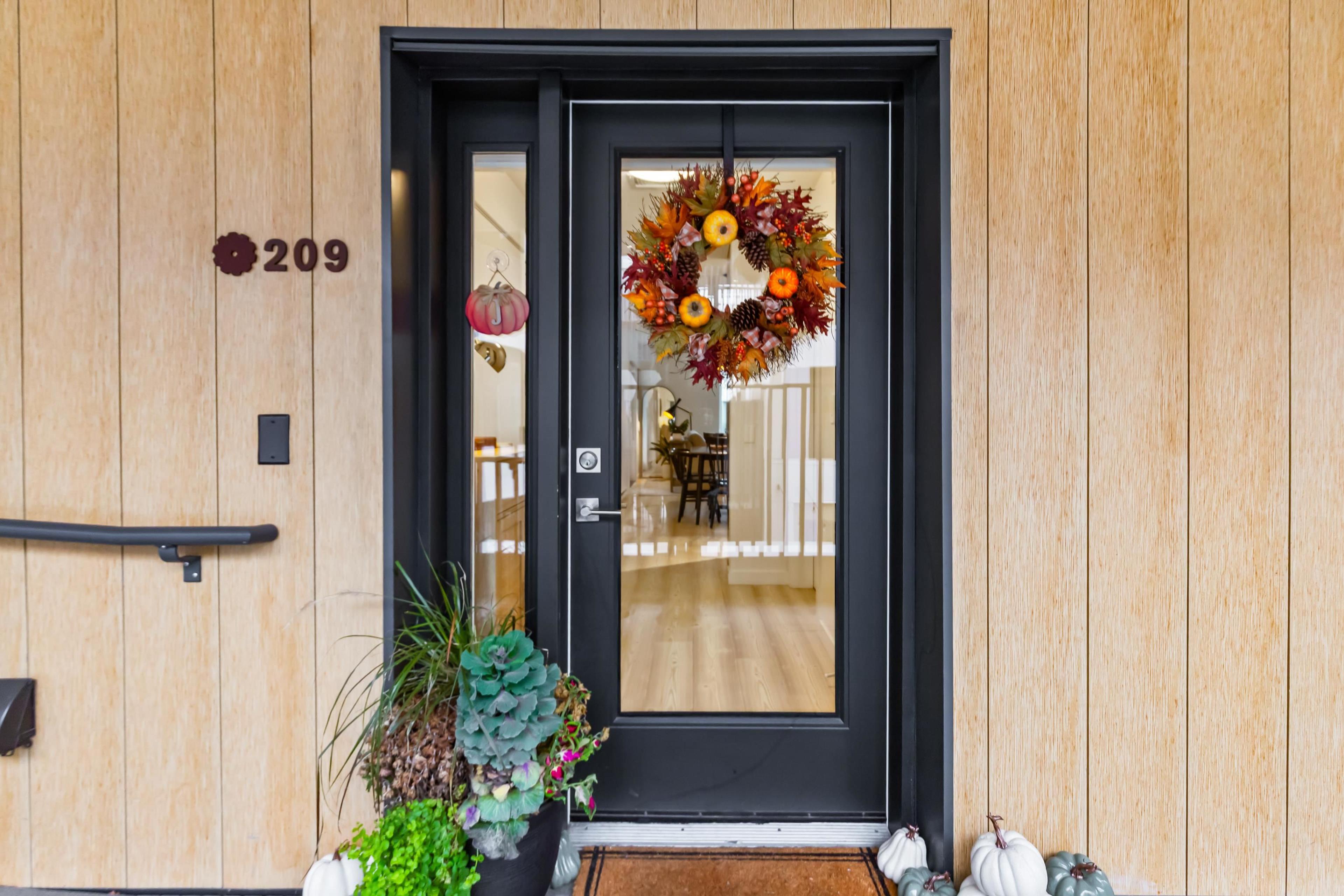 251 Boundary Bay Road, Delta - Exteriors - Photo 1