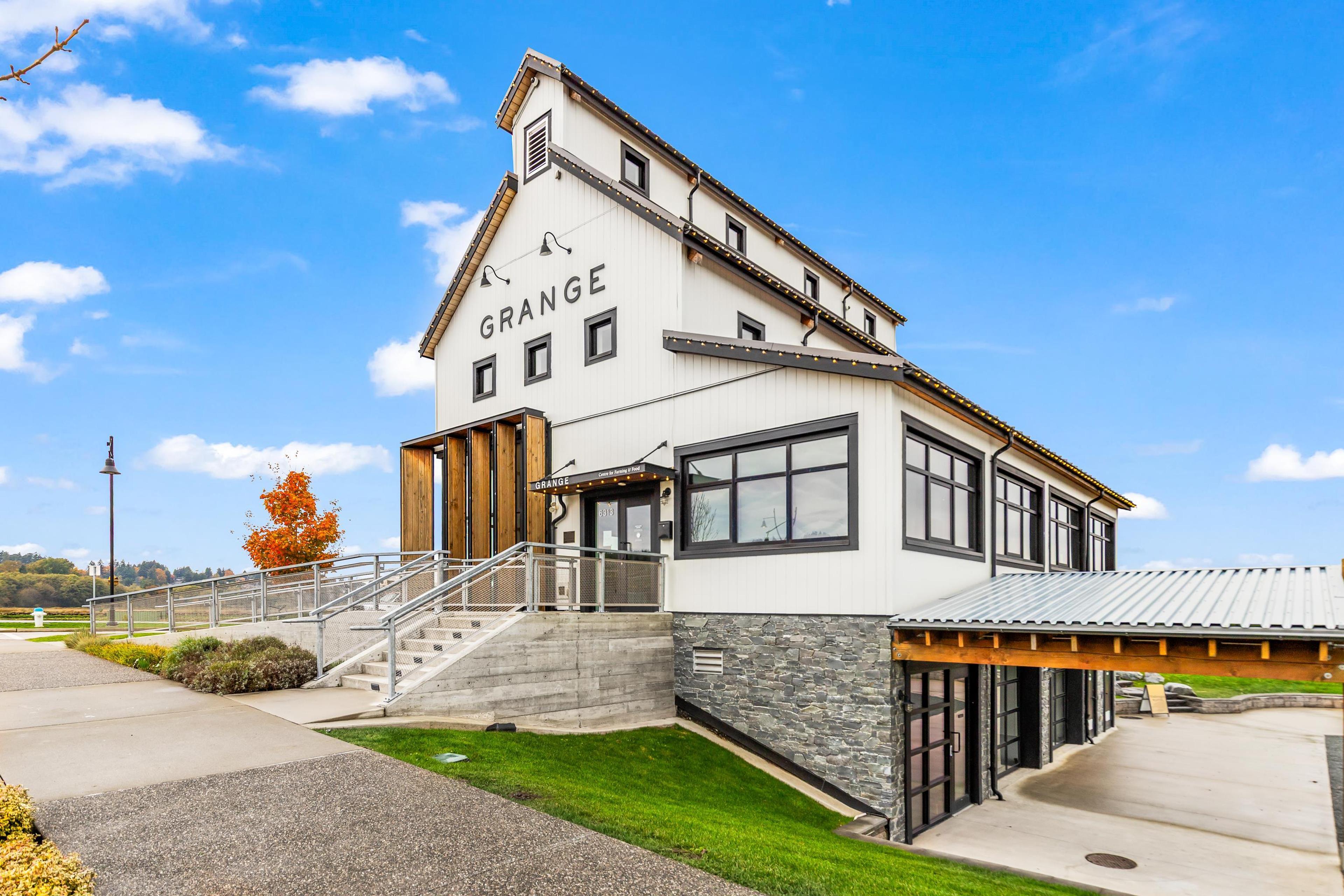 251 Boundary Bay Road, Delta - Exteriors - Photo 3