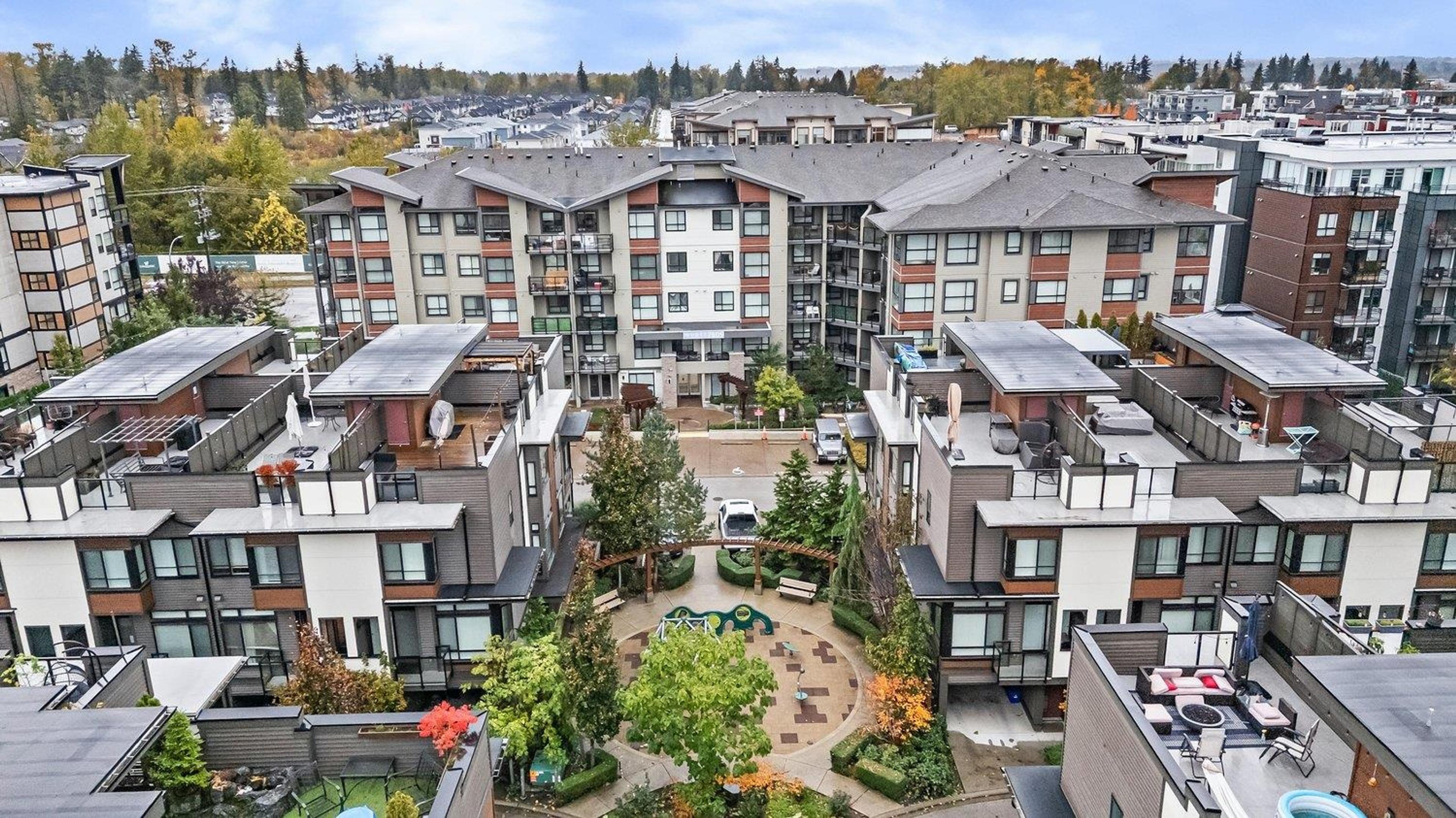 7809 209 Street, Langley - Exteriors - Full Complex View - Photo 4