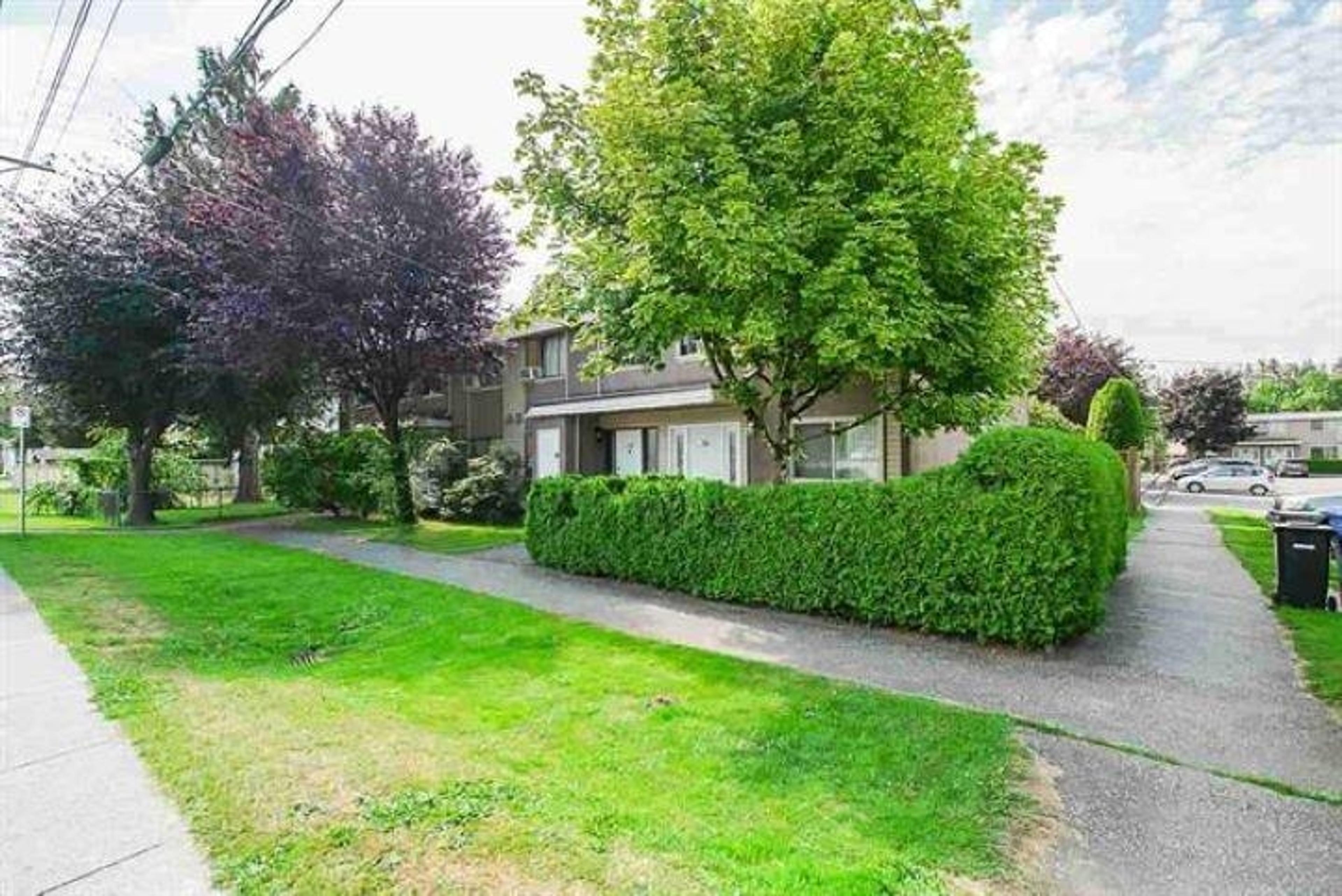 27090 32 Avenue, Langley - Exteriors - Photo 1