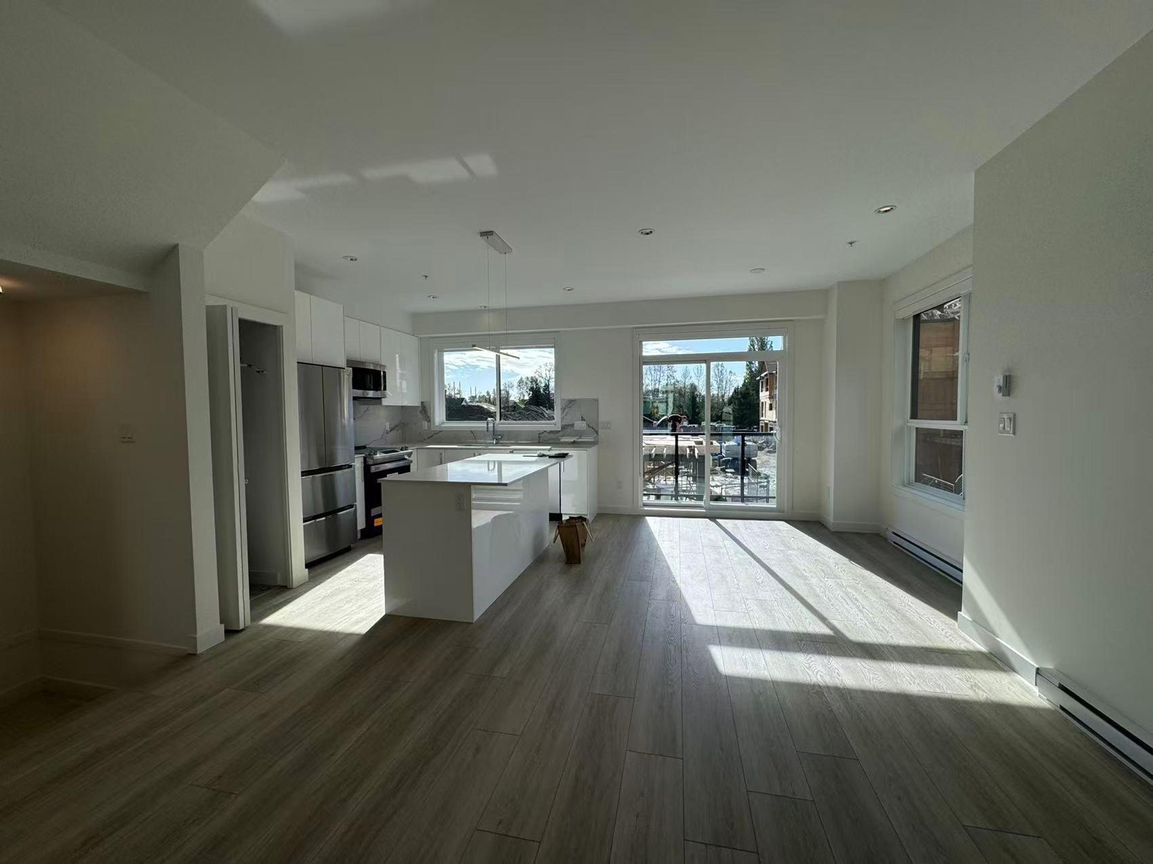 #56 4337 BOUNDARY ROAD - Image 2