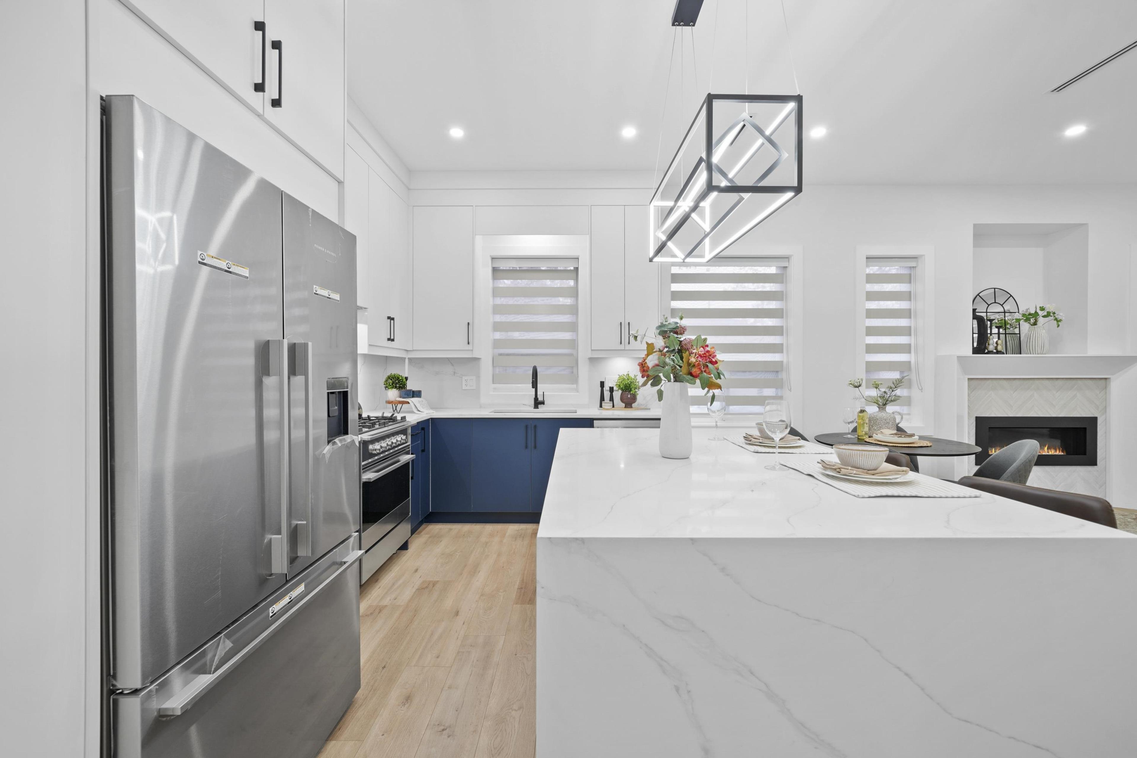 2995 E 17th Avenue, Vancouver - Exteriors - Photo 1