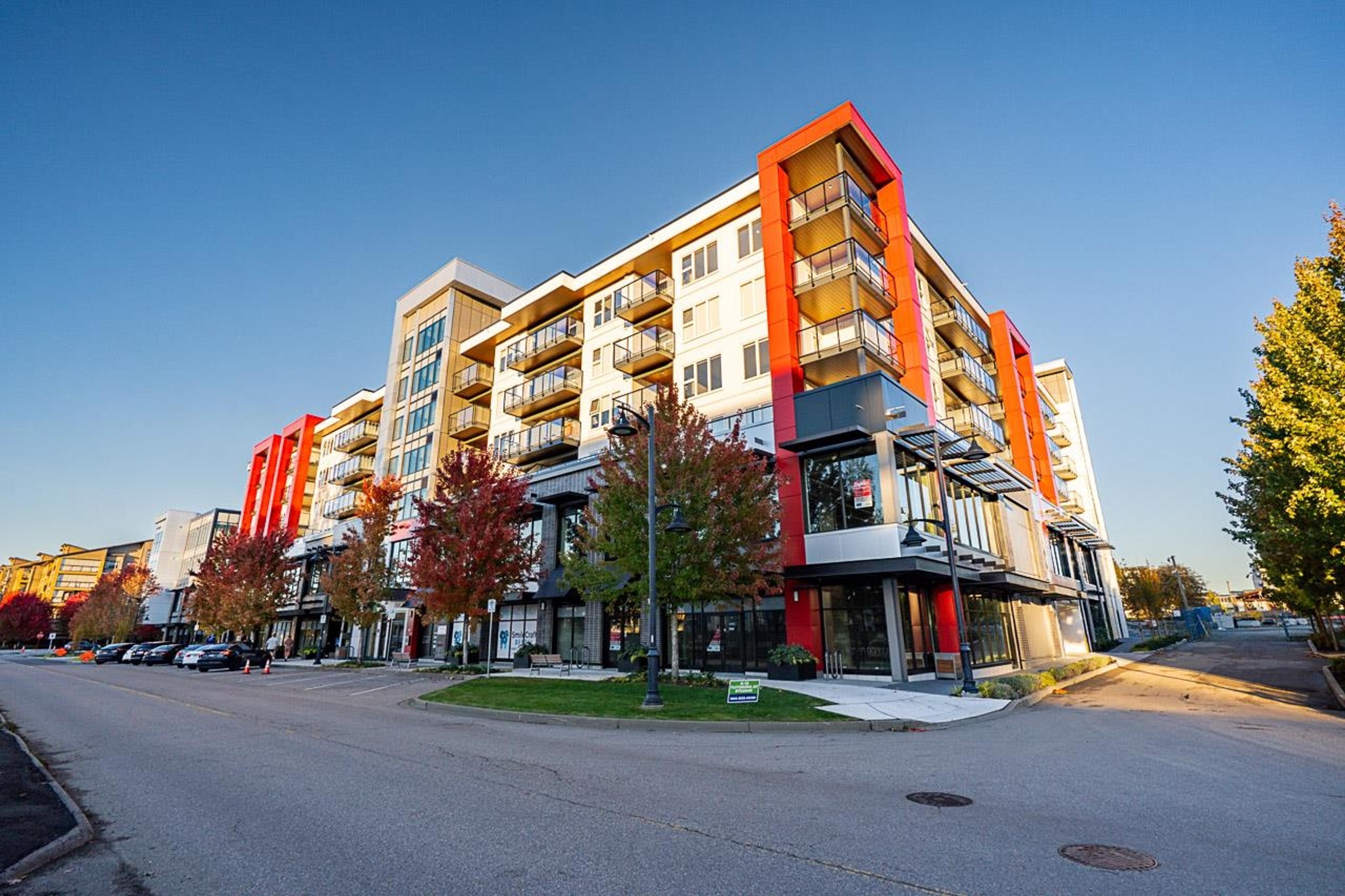 #A407 7980 206A STREET - Image 3