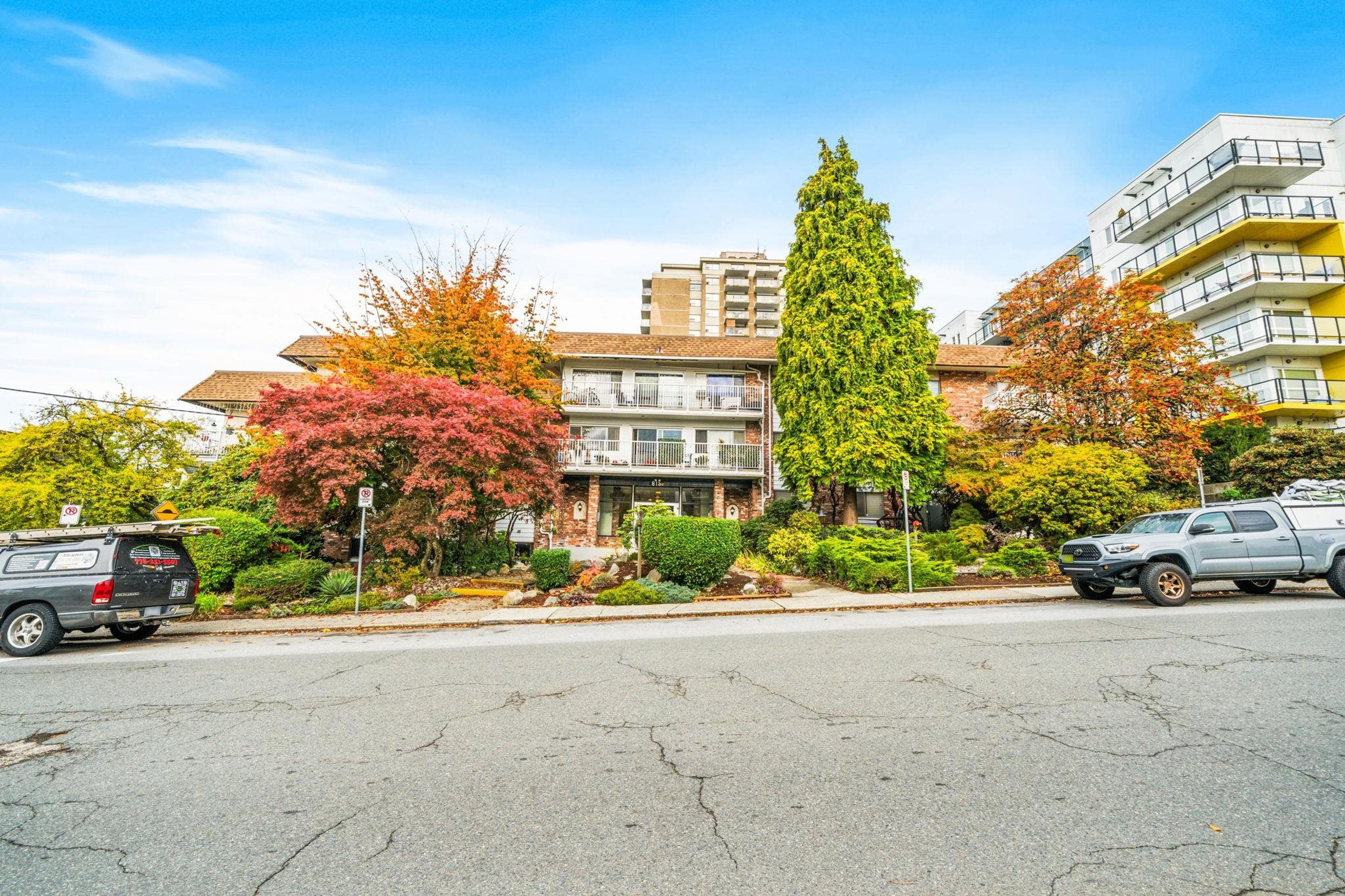 815 Fourth Avenue, New Westminster - Exteriors - Photo 5