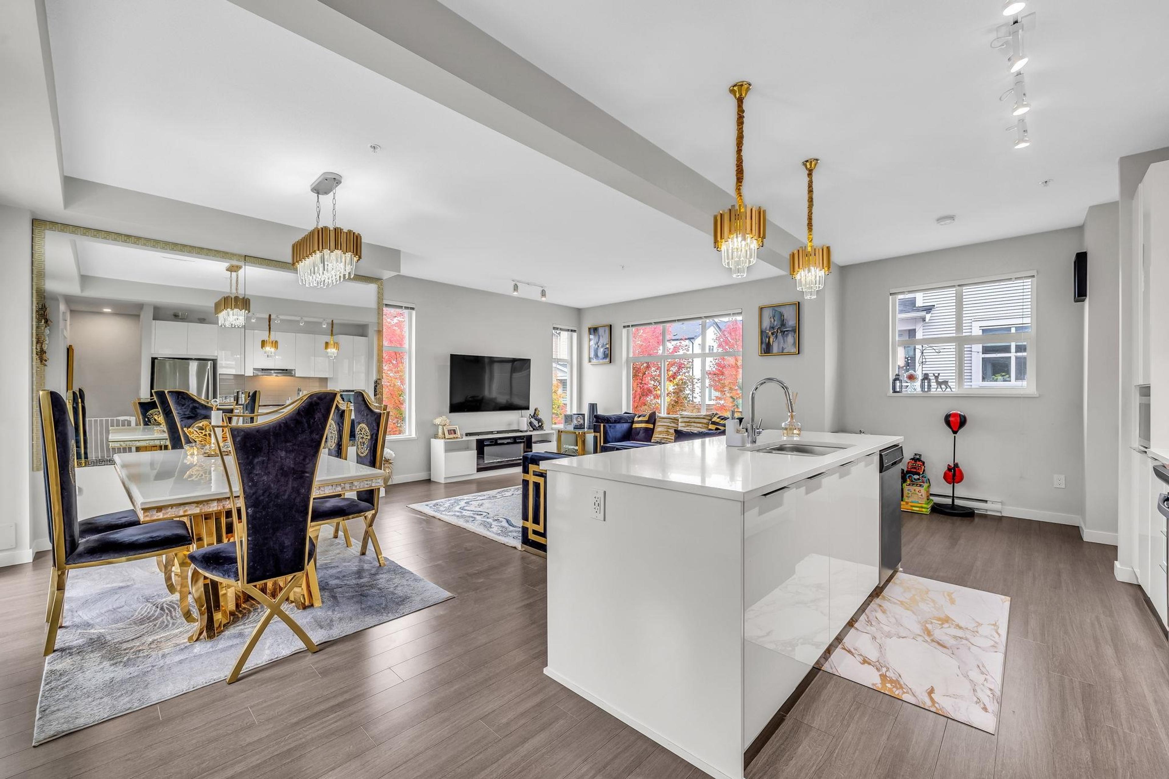 #1505 11295 PAZARENA PLACE - Image 2