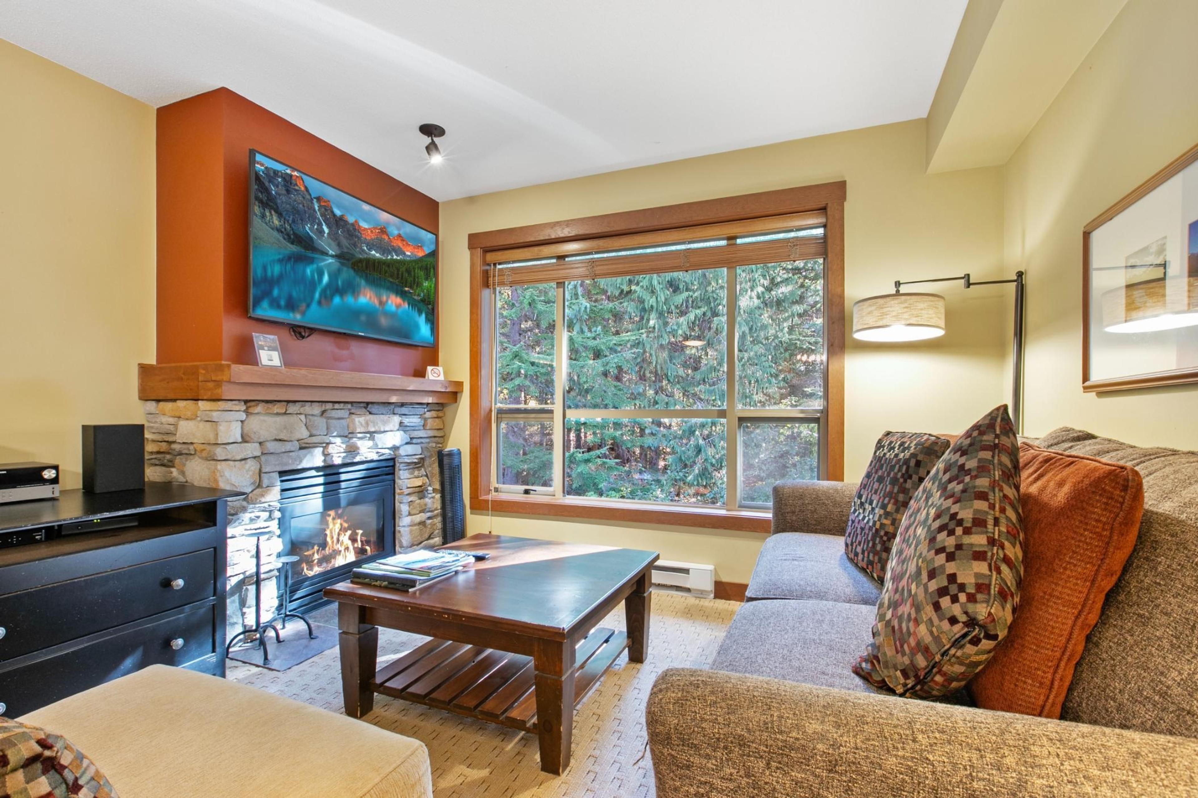 #405 G4 4653 BLACKCOMB WAY - Image 2