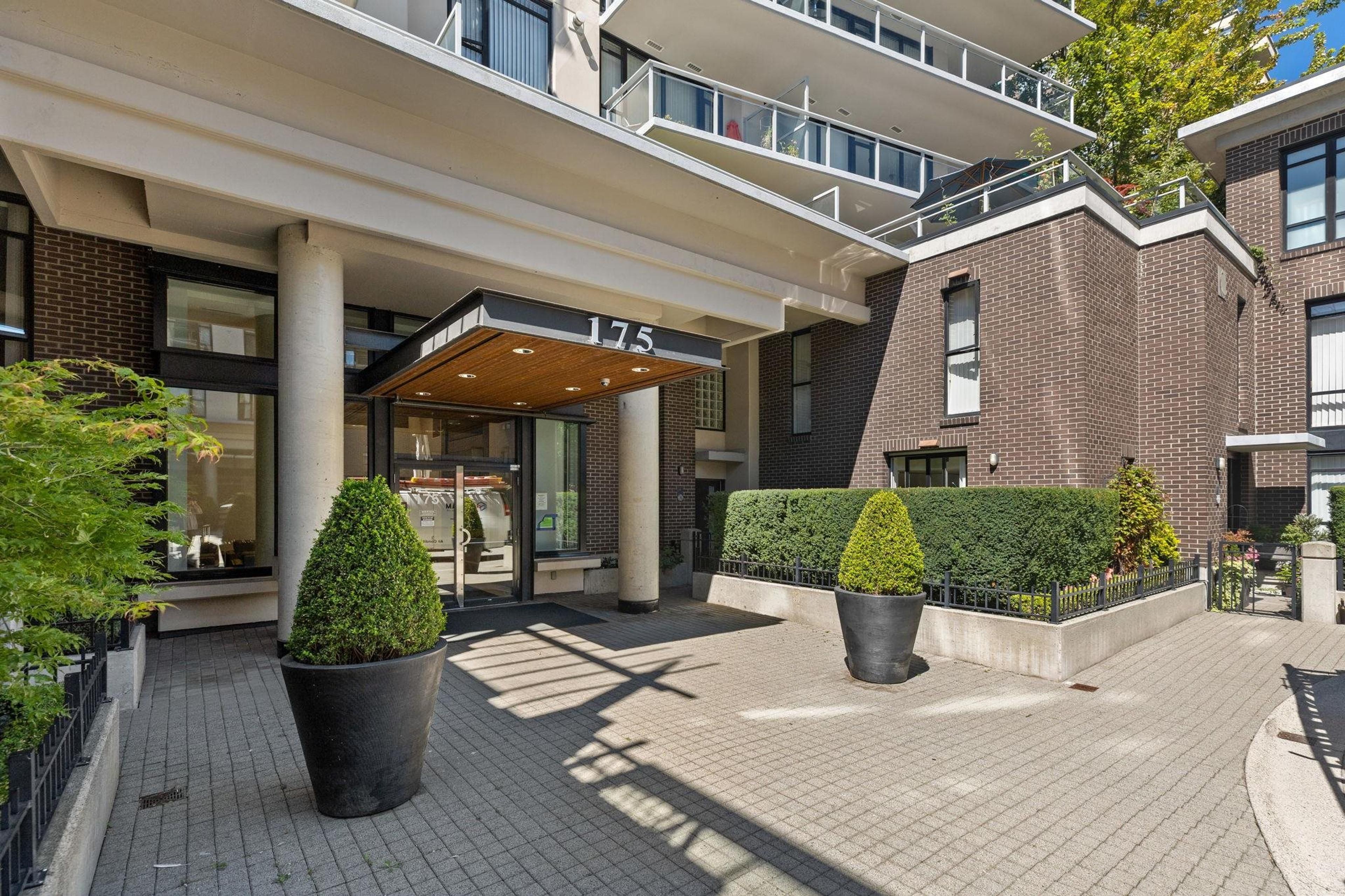 155 W 1st Street, North Vancouver - Exteriors - Photo 1