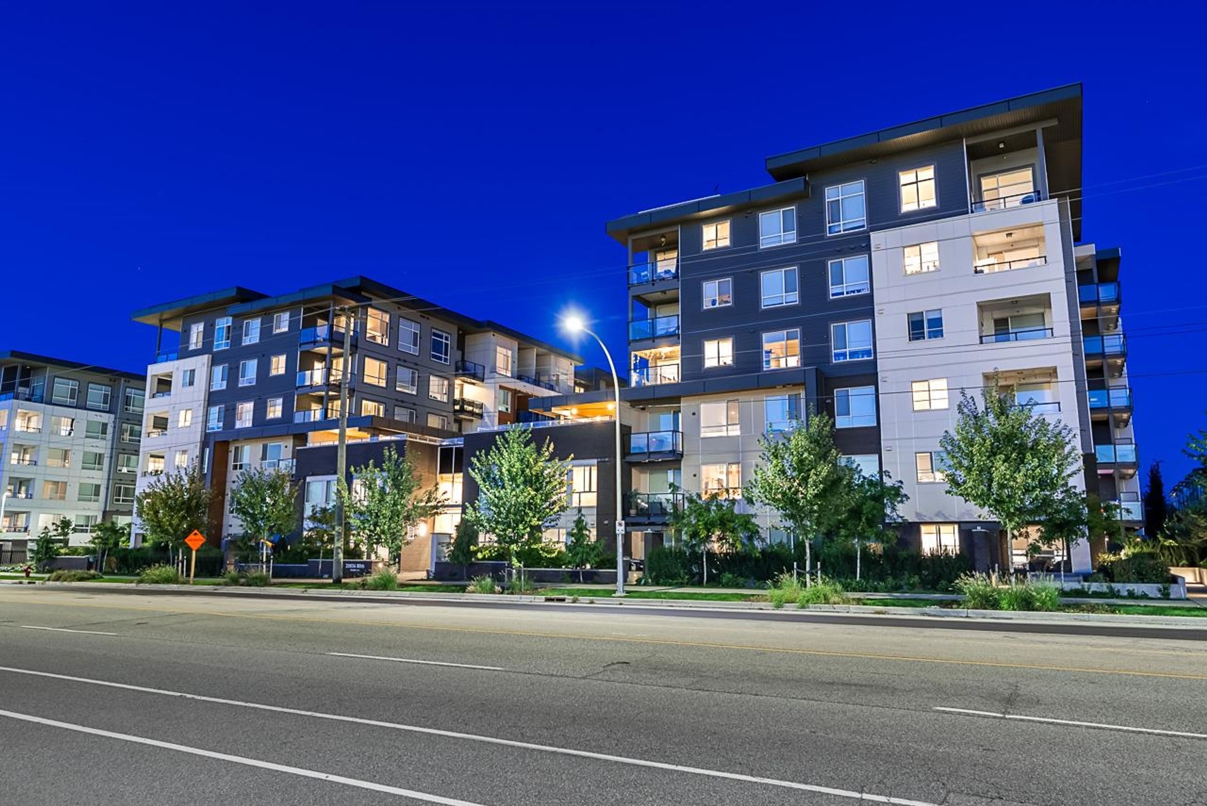 20834 80 Avenue, Langley - Exteriors - Full Complex View - Photo 7