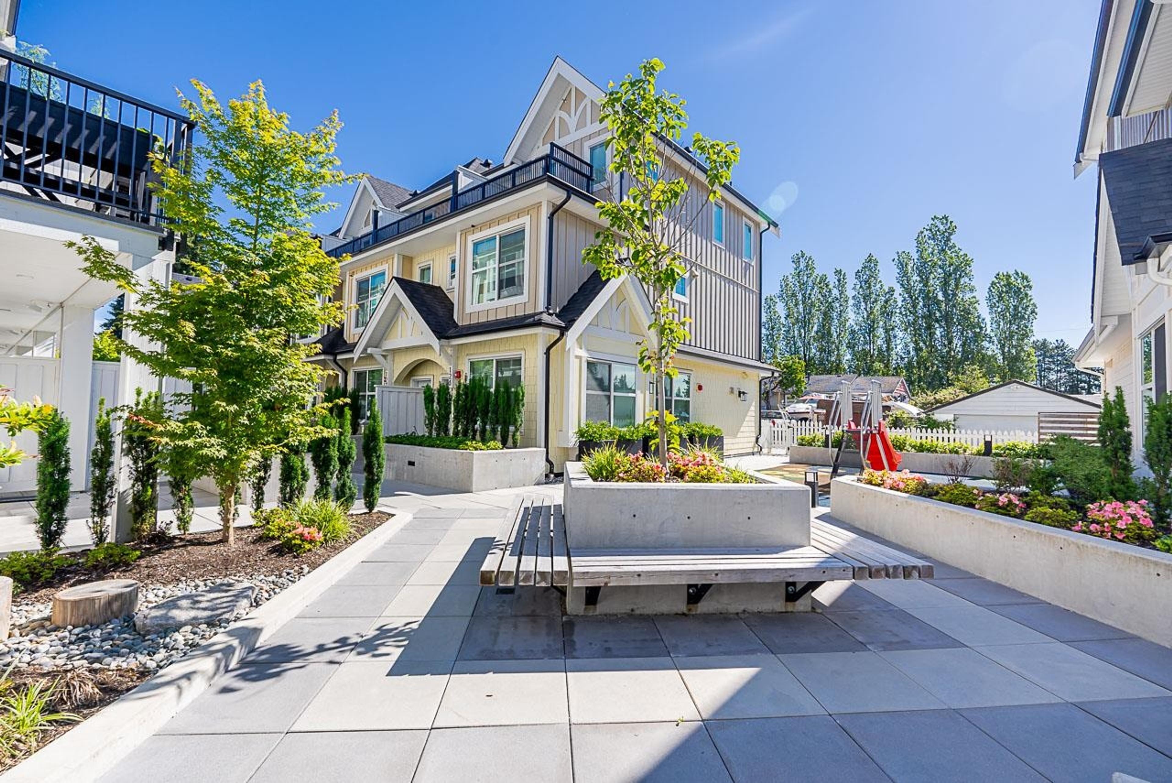 #120 707 ROBINSON STREET - Image 2