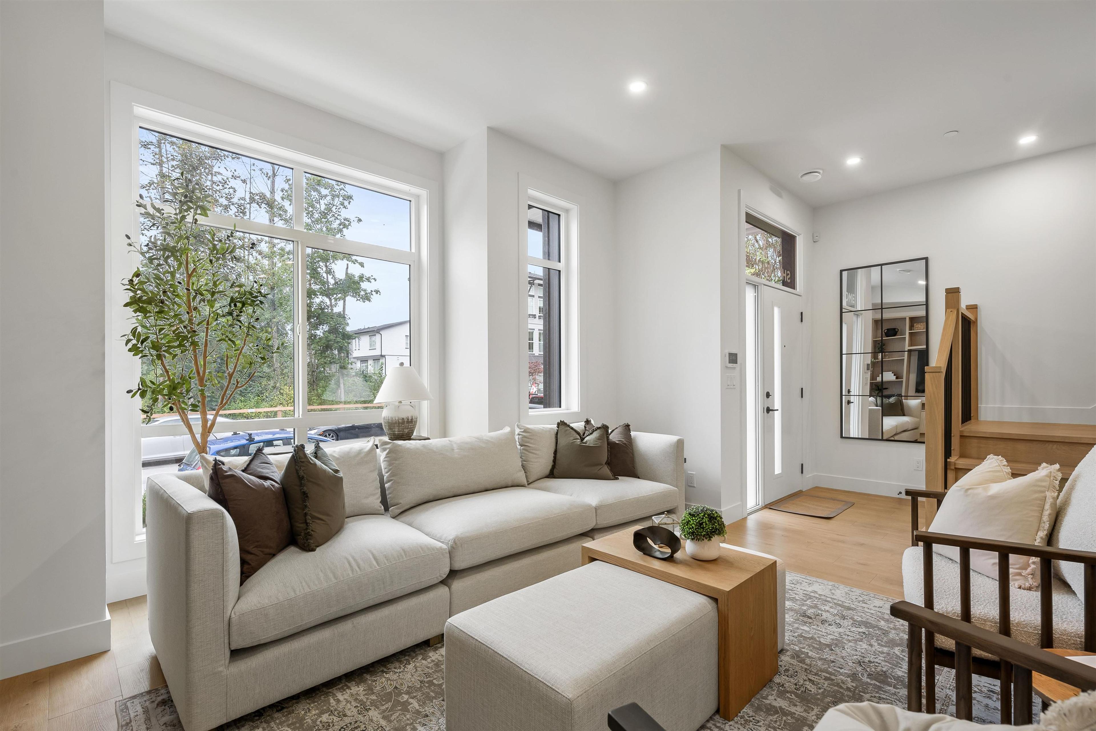 19750 76 AVENUE - Image 2