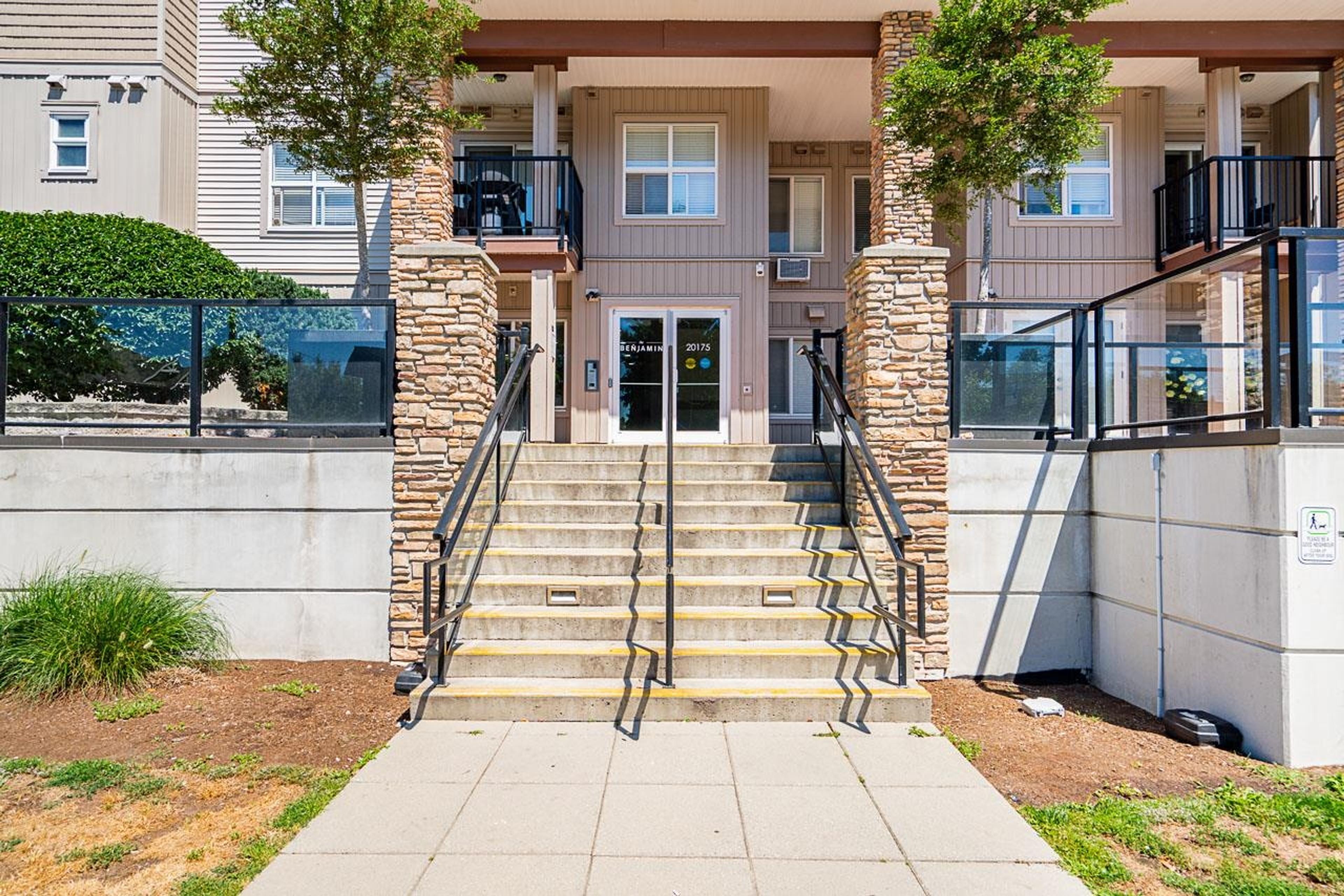 #107 20175 53 AVENUE - Image 2