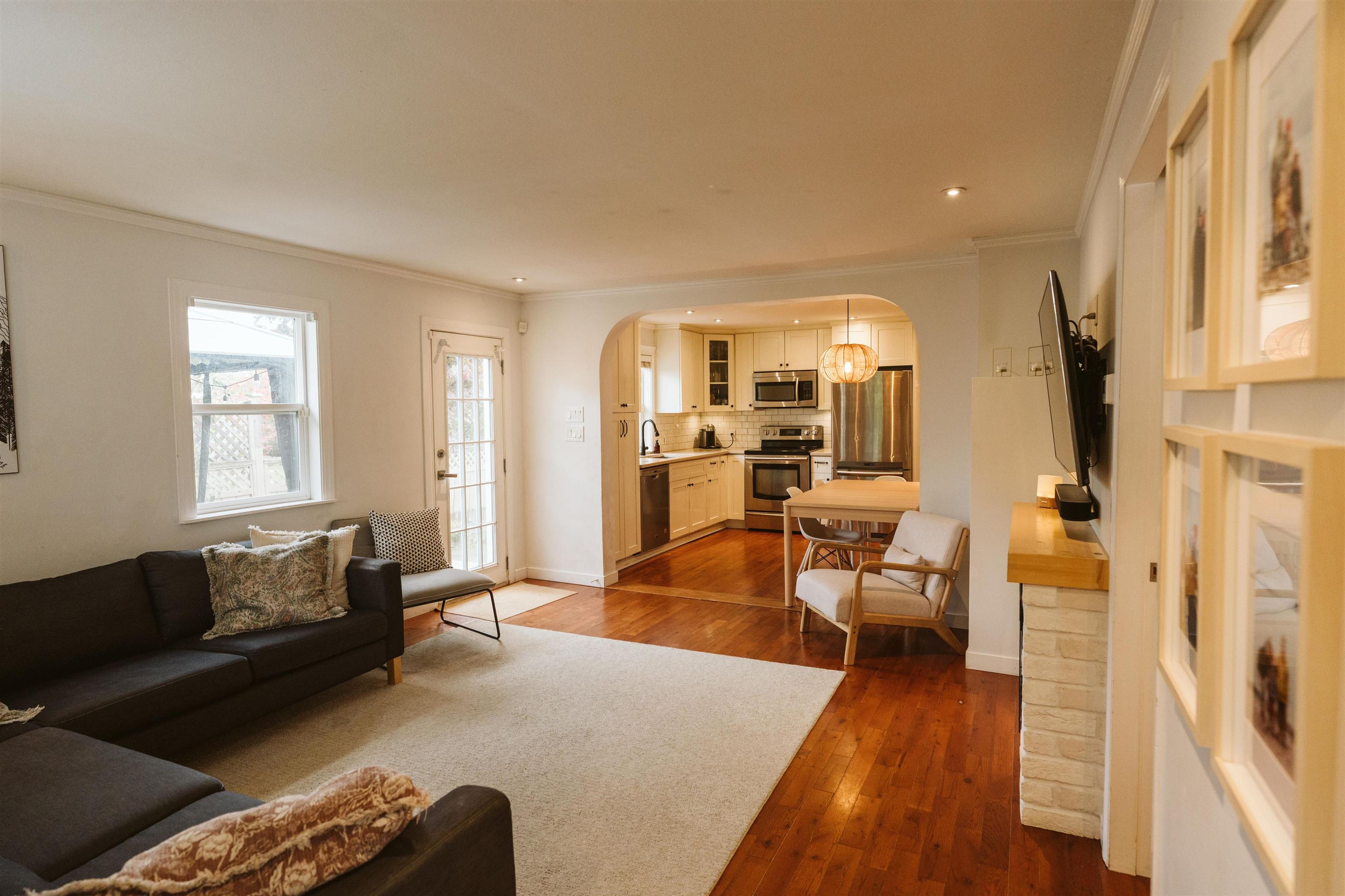 20850 52 AVENUE - Image 3