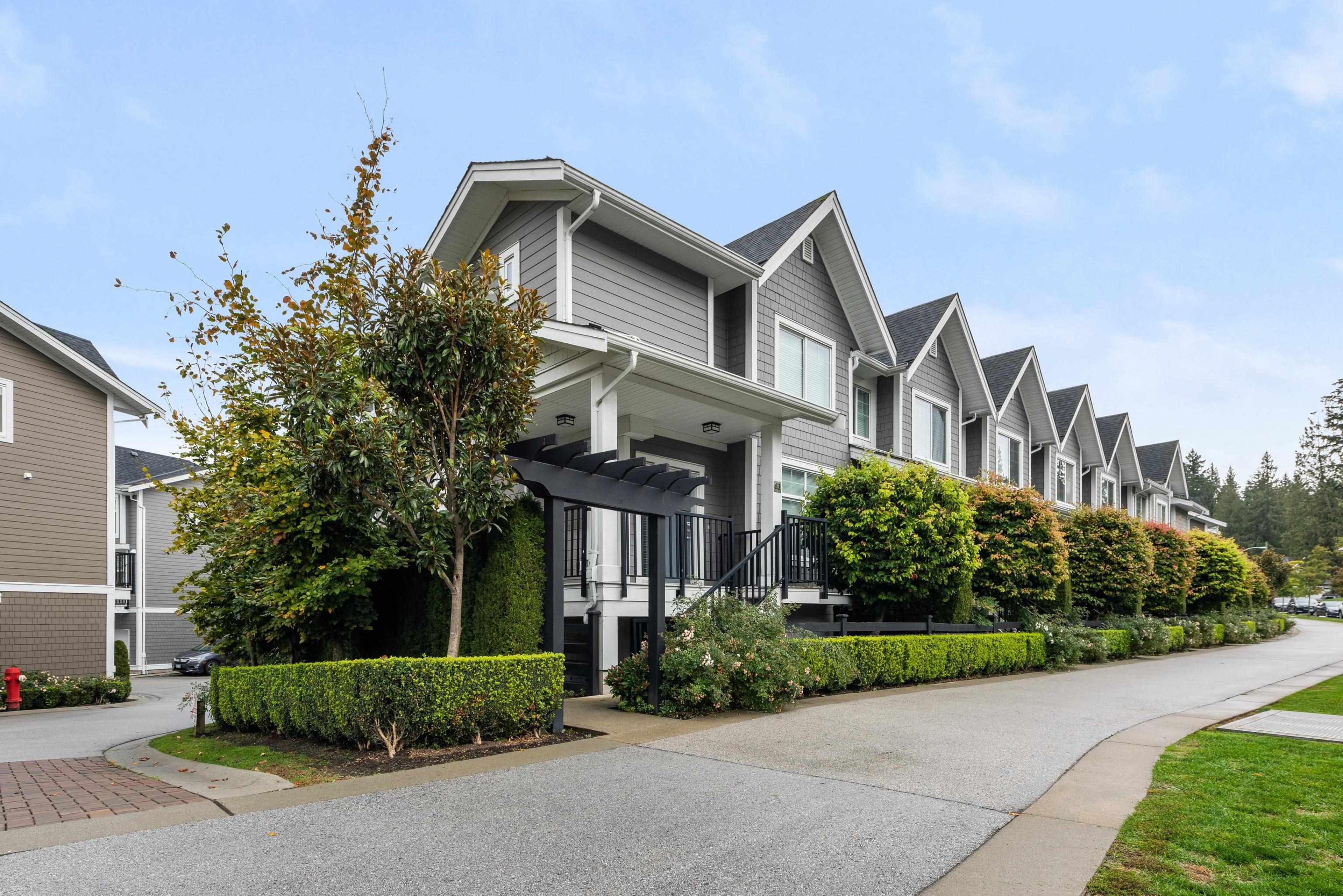 14541 Winter Crescent Crescent, Surrey - Exteriors - Full Complex View - Photo 3