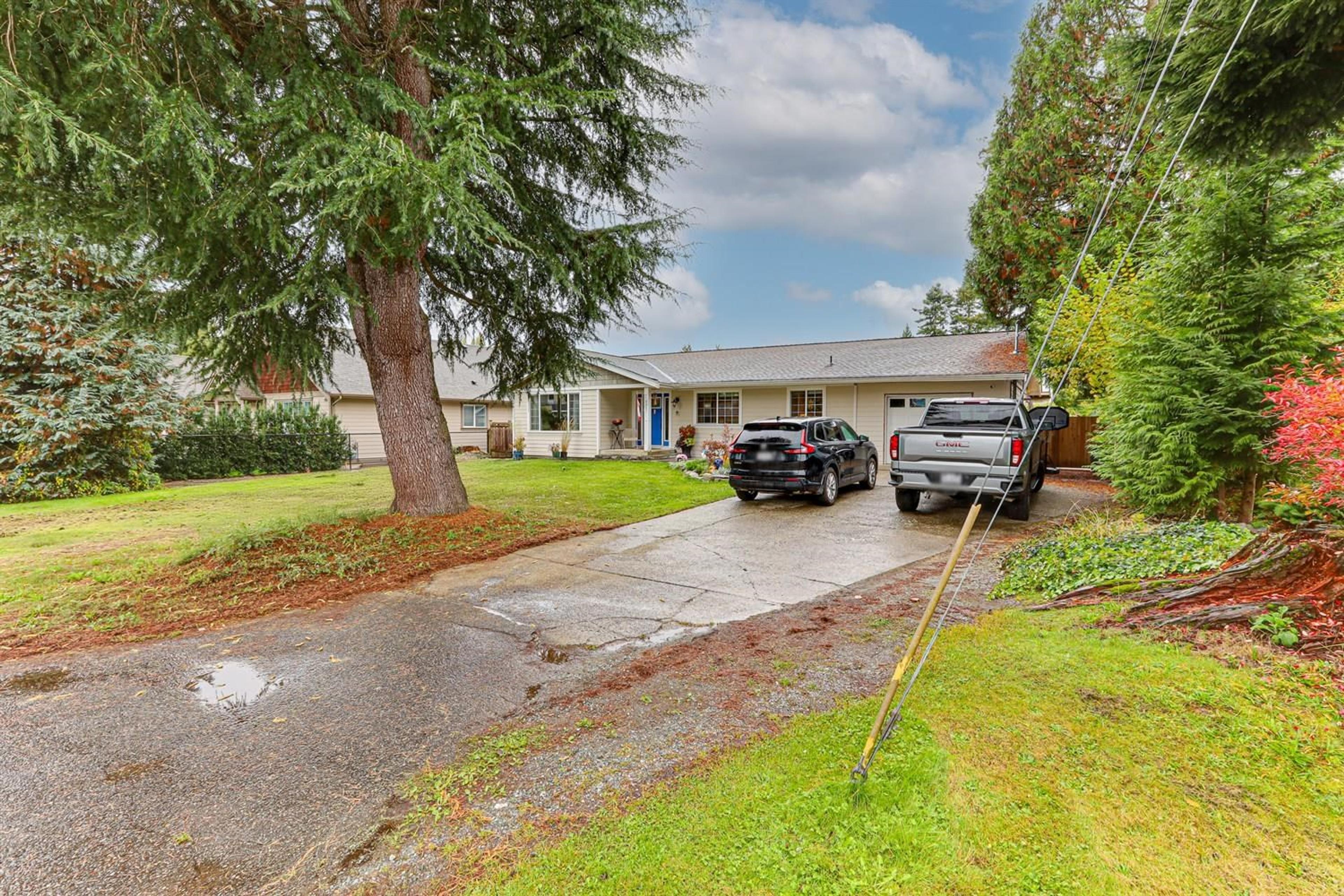 8887 GAY STREET - Image 3