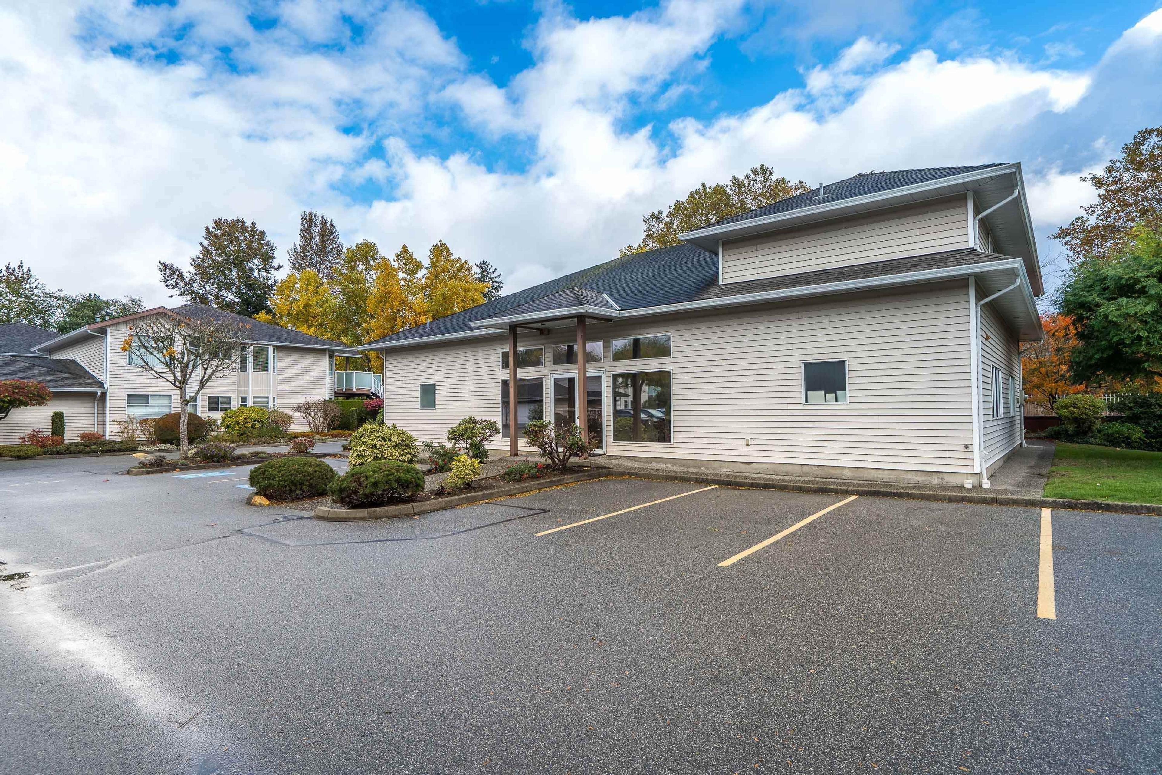 6875 121 Street, Surrey - Exteriors - Full Complex View - Photo 3