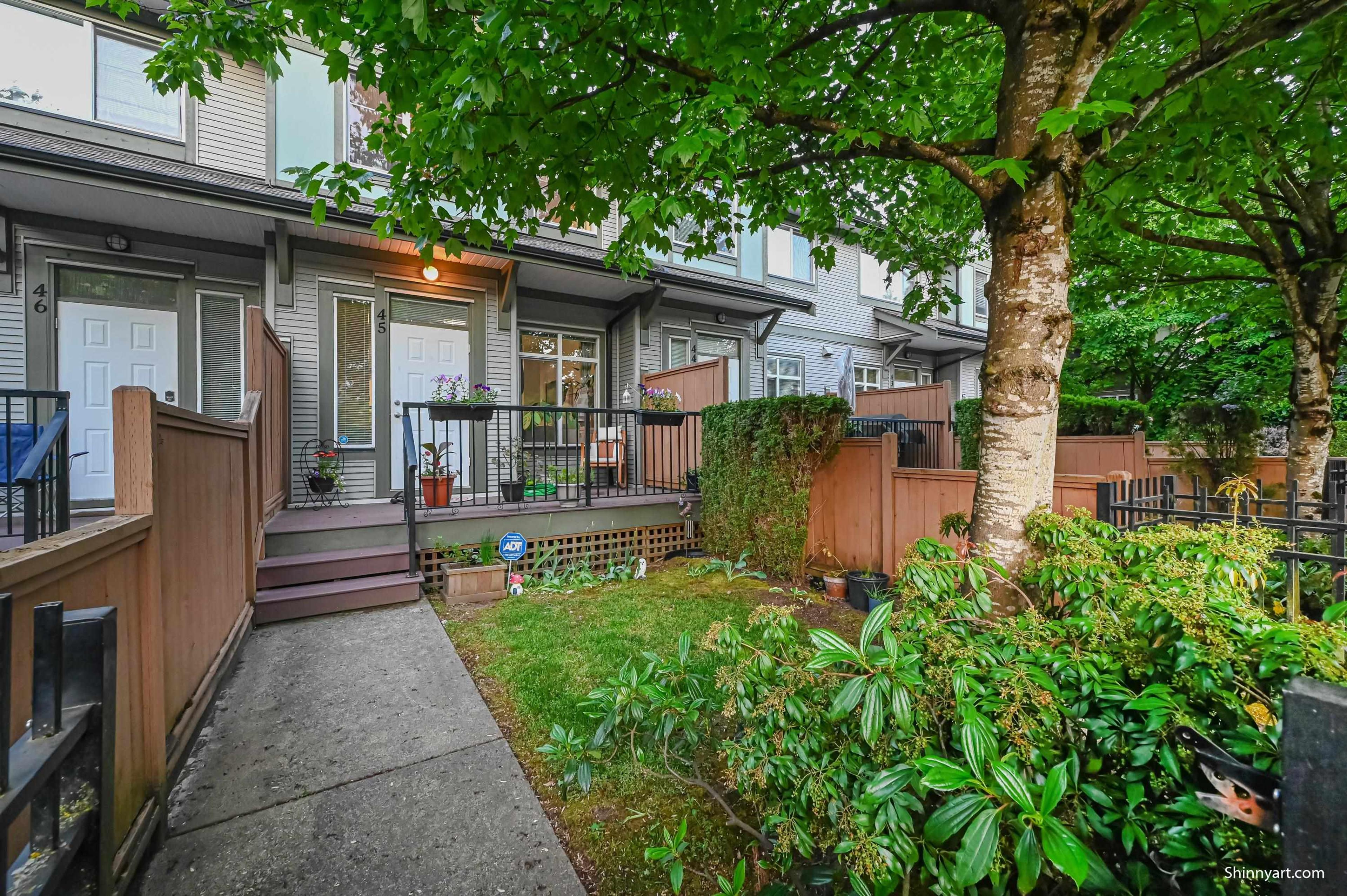 8726 159 Street, Surrey - Exteriors - Full Complex View - Photo 3