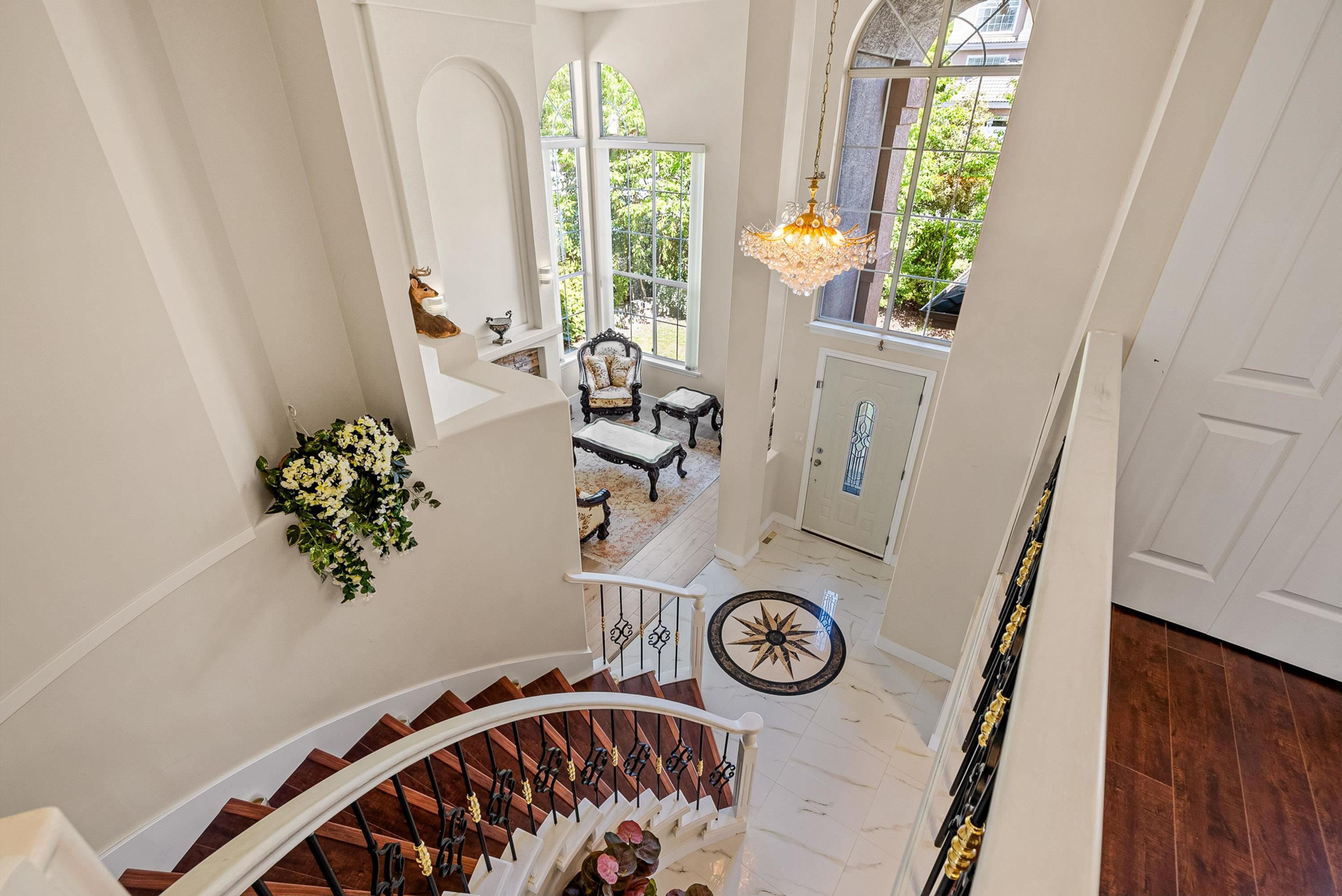 2622 SANDSTONE CRESCENT - Main Image