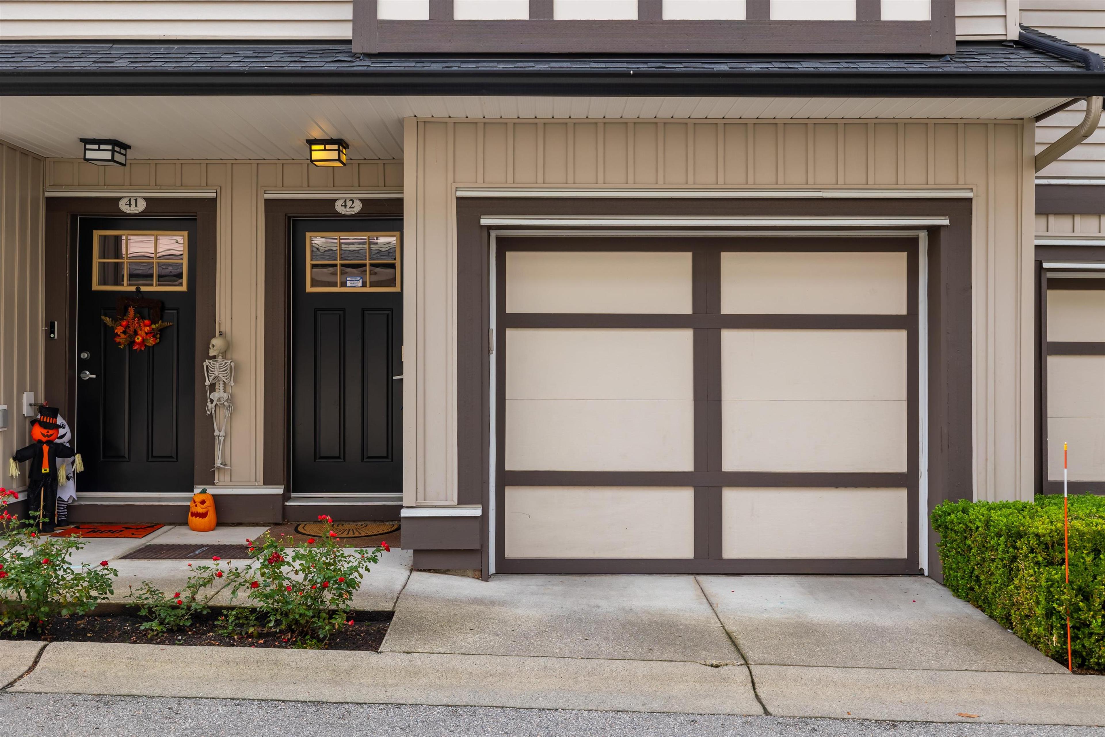 7090 180 Street, Surrey - Exteriors - Photo 8