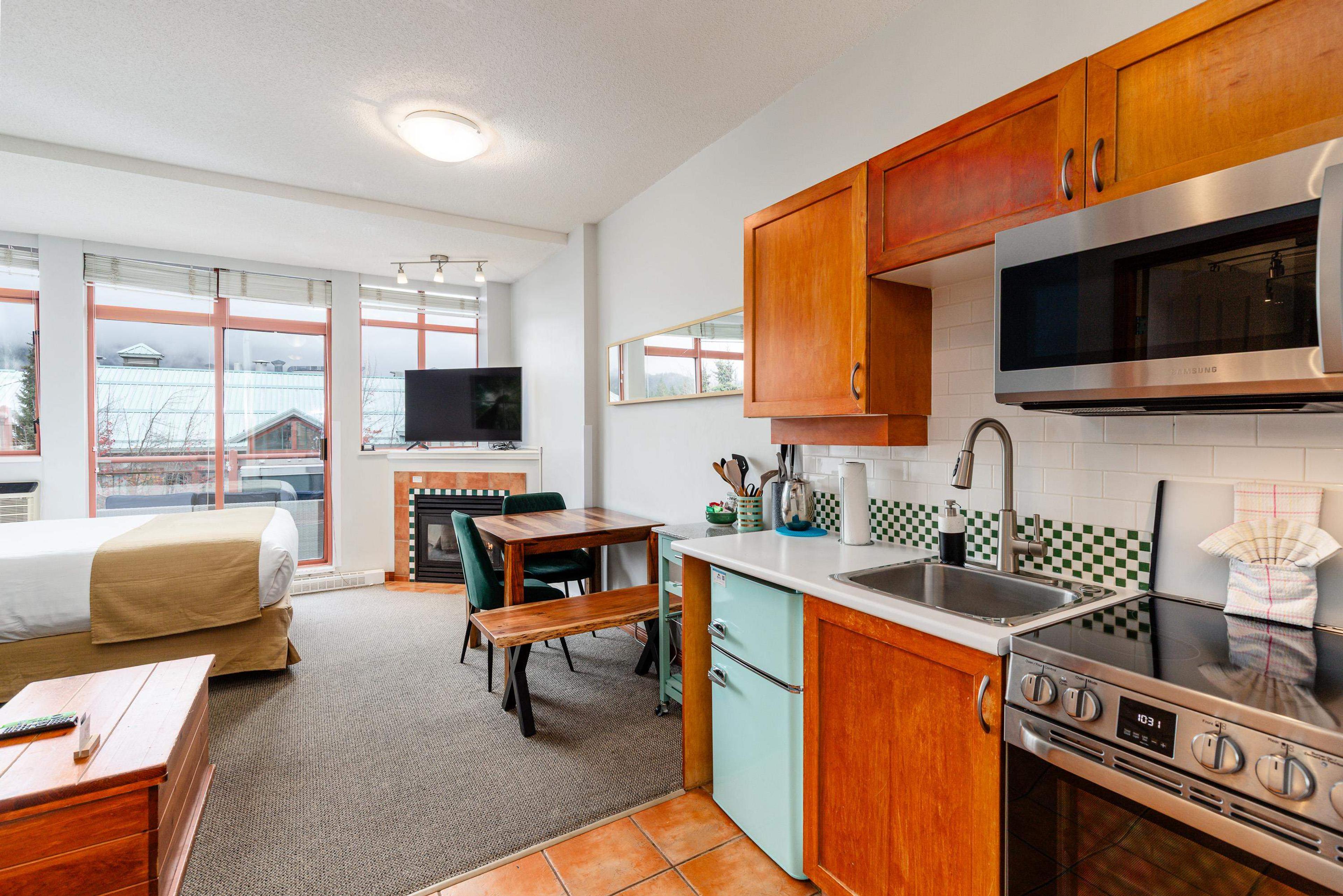 #419 4369 MAIN STREET - Image 3