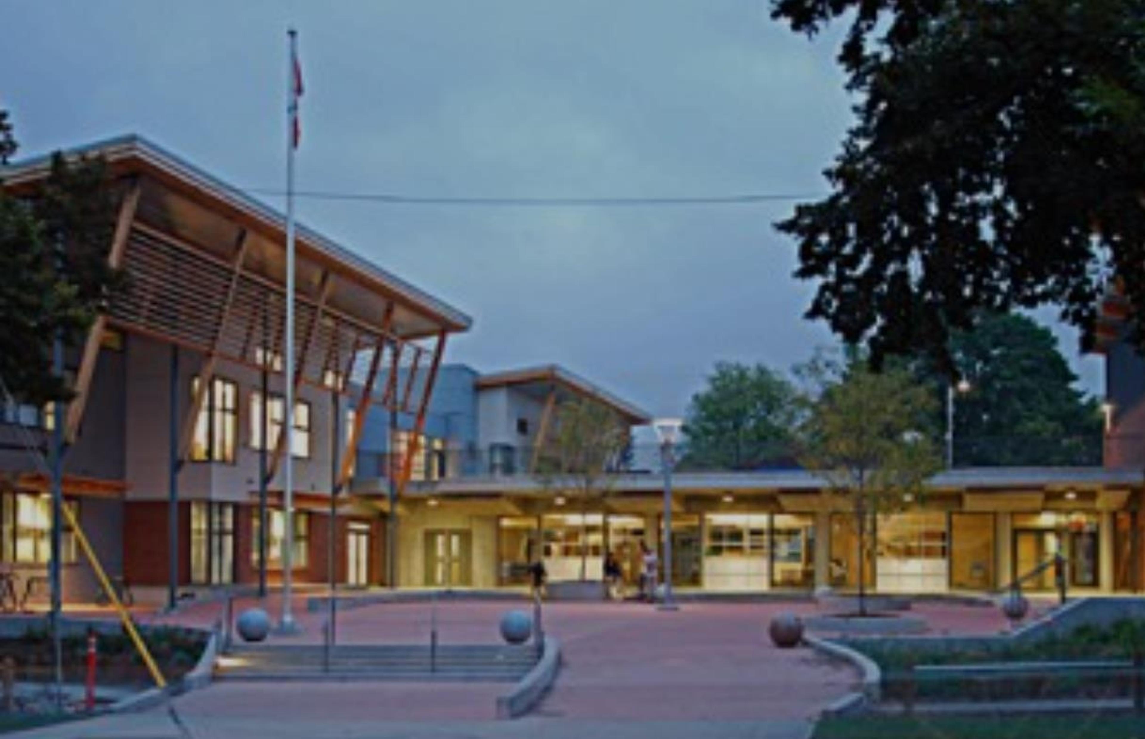 1255 E 15th Avenue, Vancouver - Exteriors - Full Complex View - Photo 3