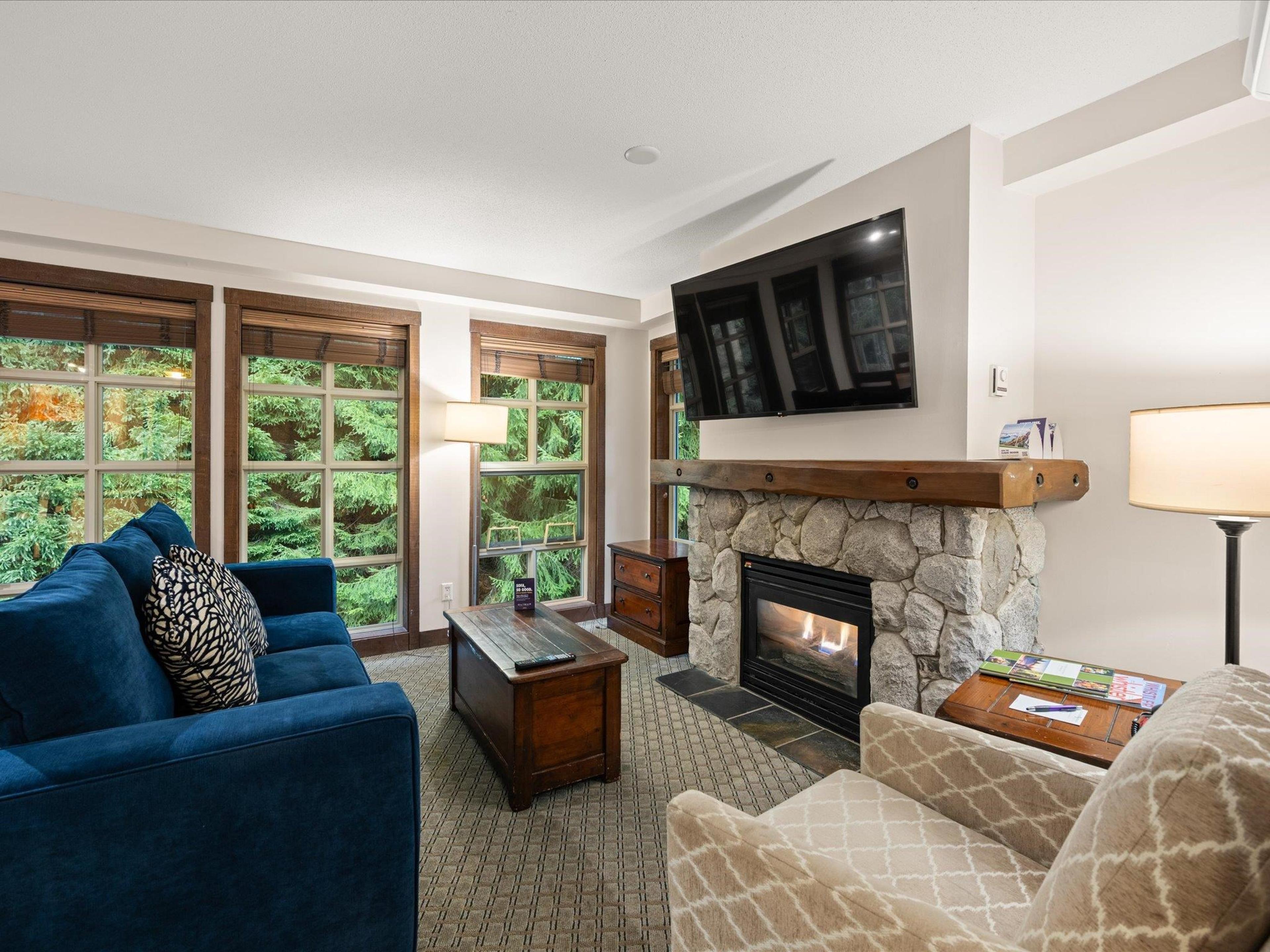 #621 4899 PAINTED CLIFF ROAD - Main Image