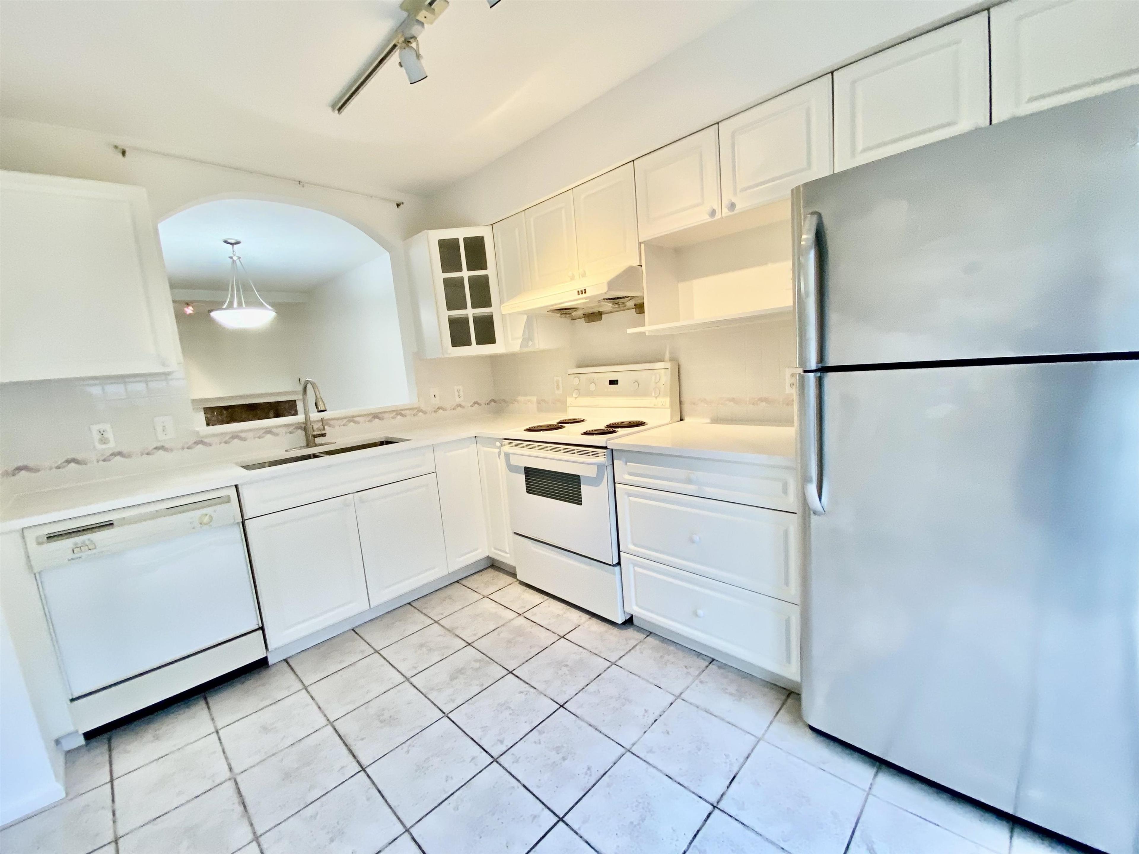 #30 7128 18TH AVENUE - Image 3